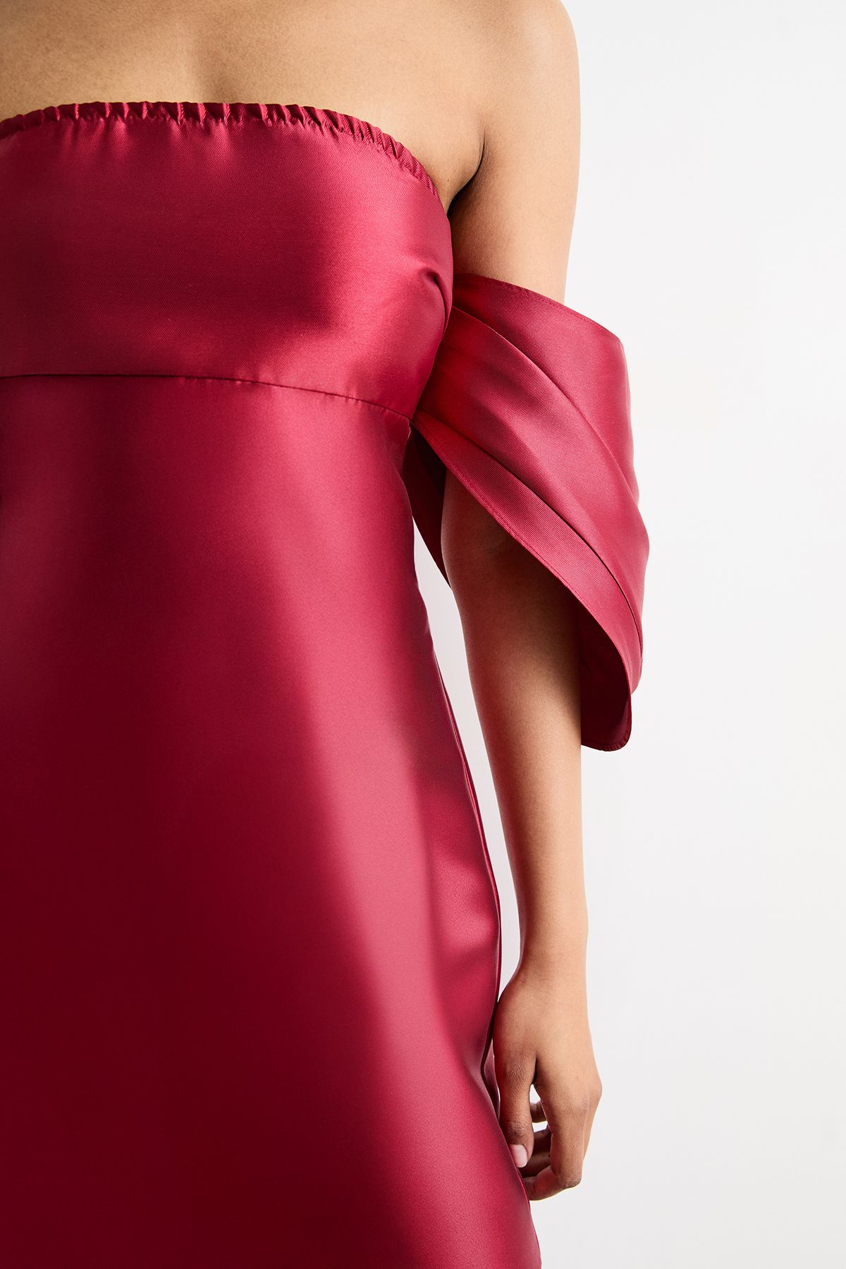 Warehouse Structured Puff Sleeve Bardot Mini Dress Dark Red image 4