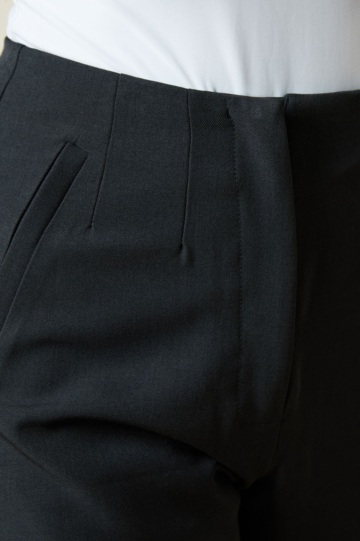 Dorothy Perkins Petite Straight Ankle Grazer Trouser Charcoal image 5