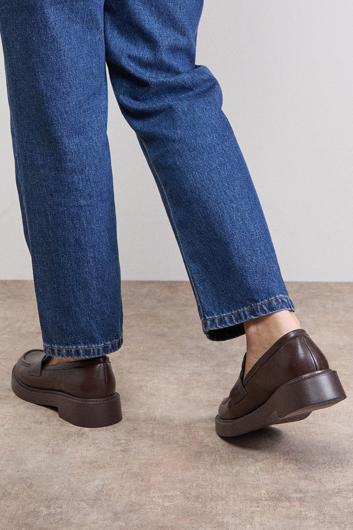 Oasis Paige Faux Leather Chunky Penny Loafers Chocolate image 4