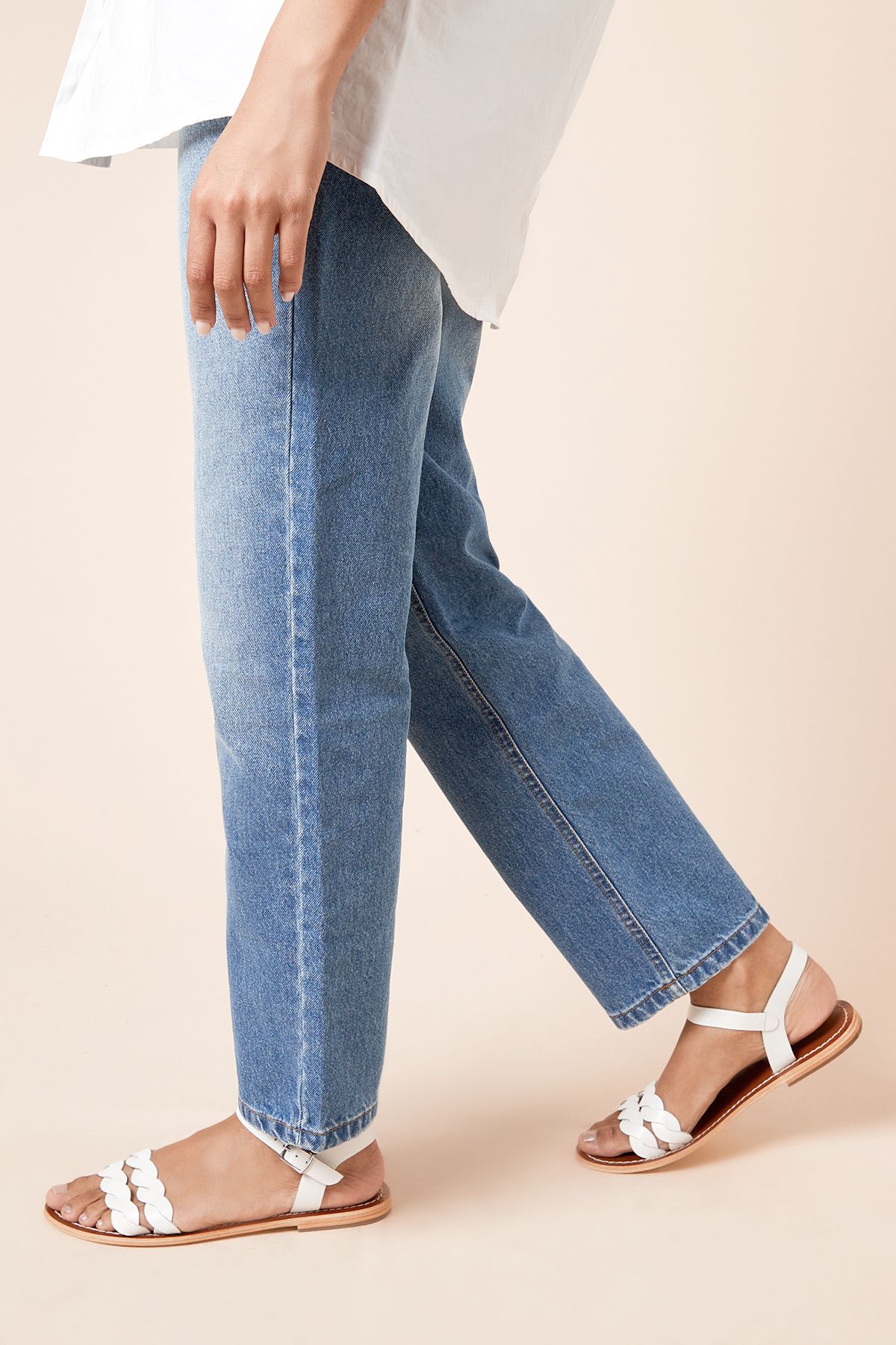 Dorothy Perkins Isobel Real Leather Twist Flat Sandals White image 3