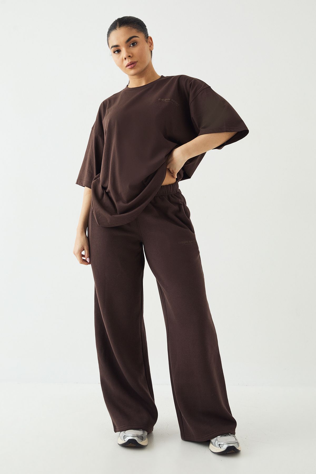 DSGN Studio DSGN Studio Sport Training Club Oversized T-shirt Coffee Bean image 3