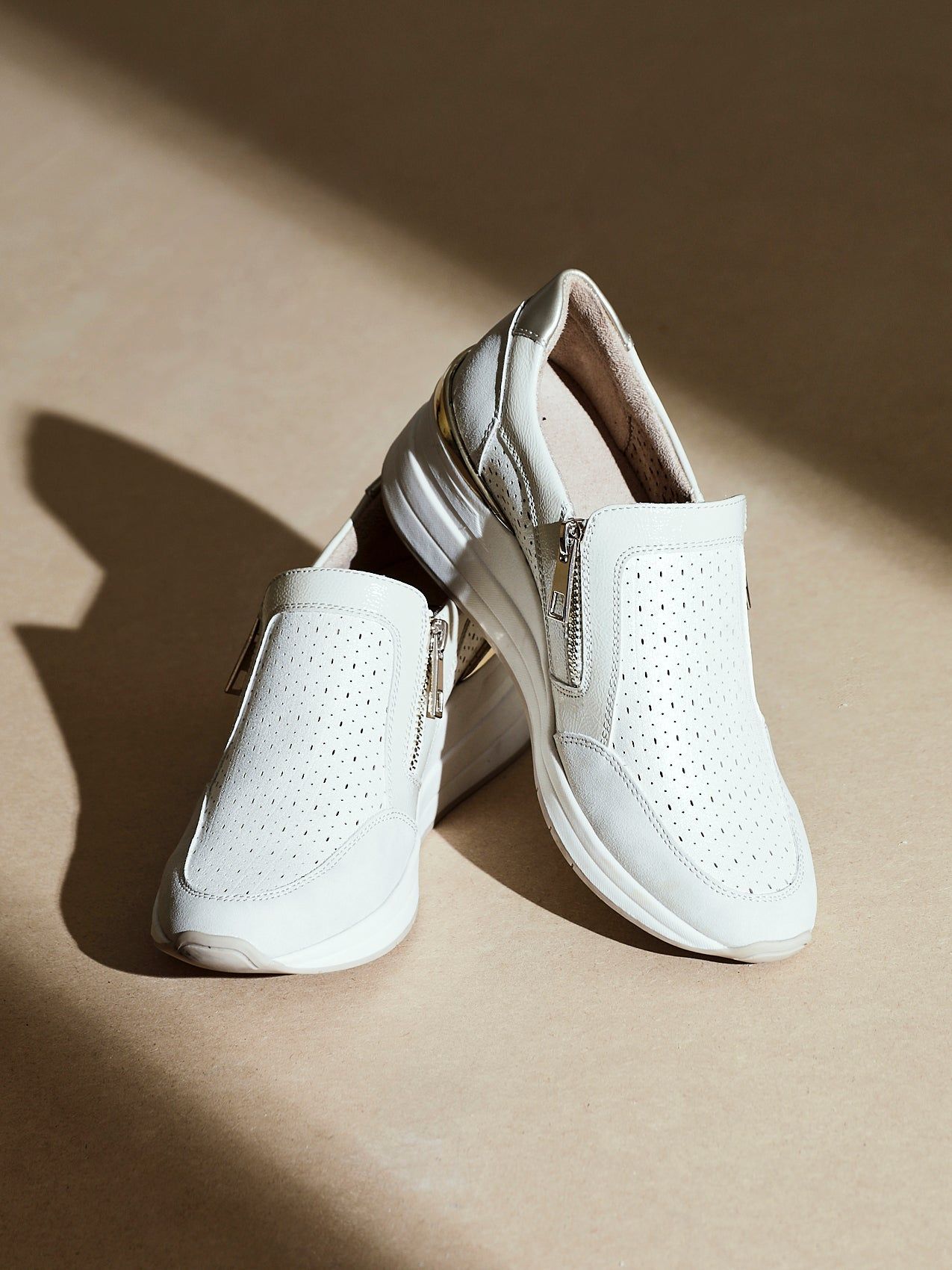 Linzi Madison Beige Faux Leather Platform Trainer image 2