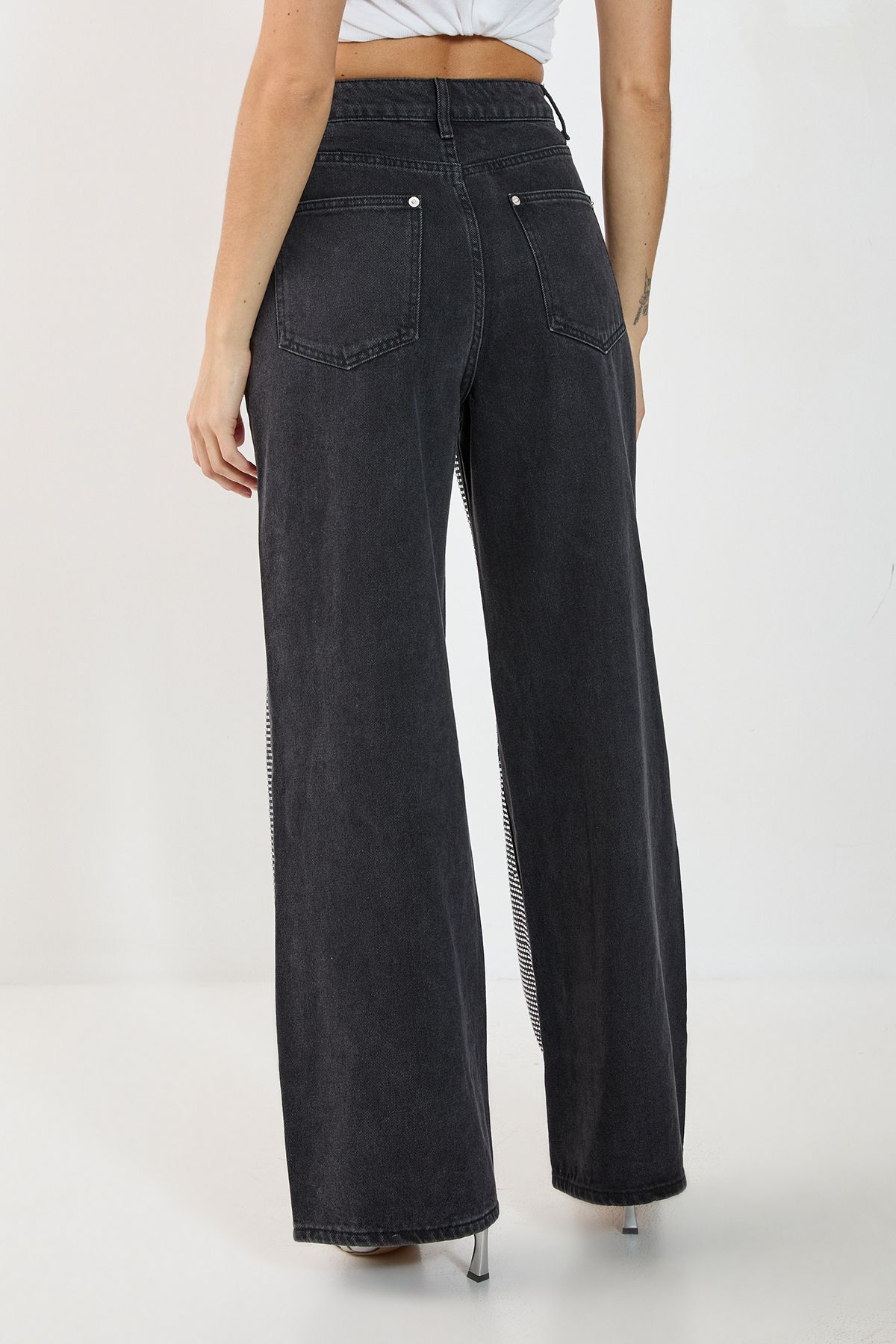 NastyGal Diamonte Denim Chap Jeans Washed Black image 4