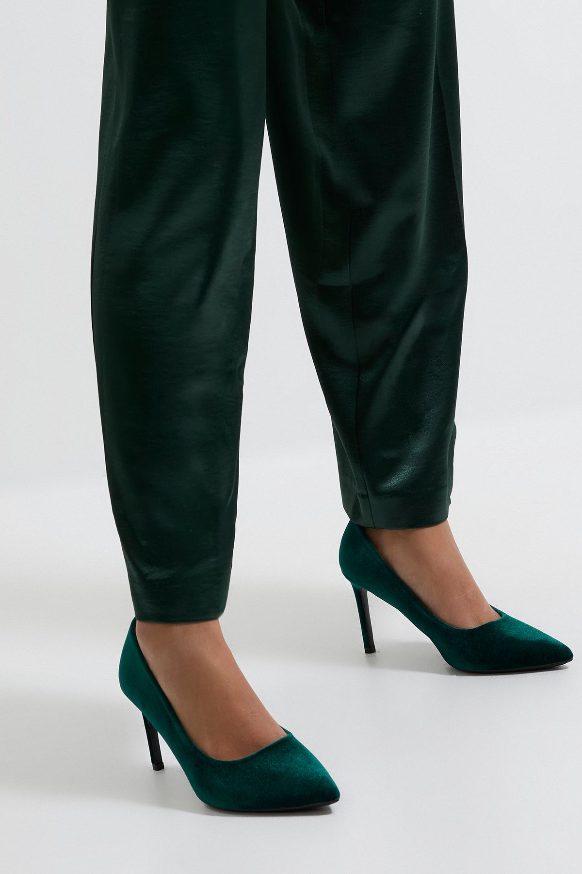 Dorothy Perkins Wide Fit Dash Velvet Pointed High Stiletto Heel Court Shoes Emerald image 4