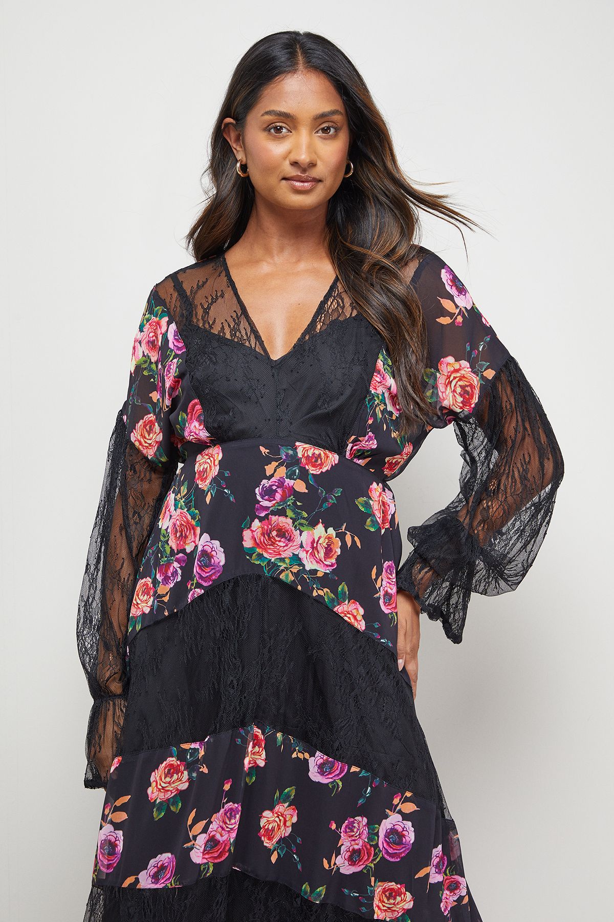 Oasis Printed Lace Panel Detail V Neck Midaxi Dress Floral image 2