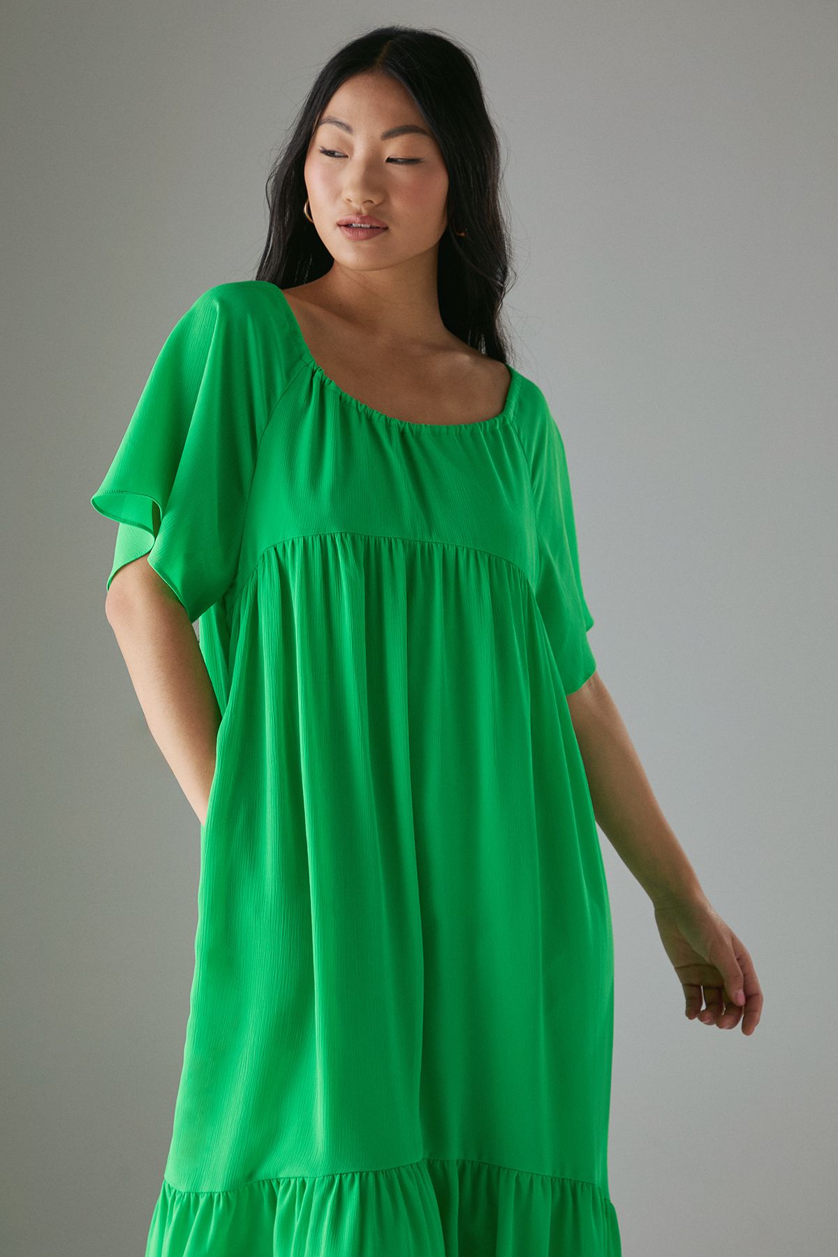 Warehouse Petite Chiffon Tier Smock Midi Dress Green image 2