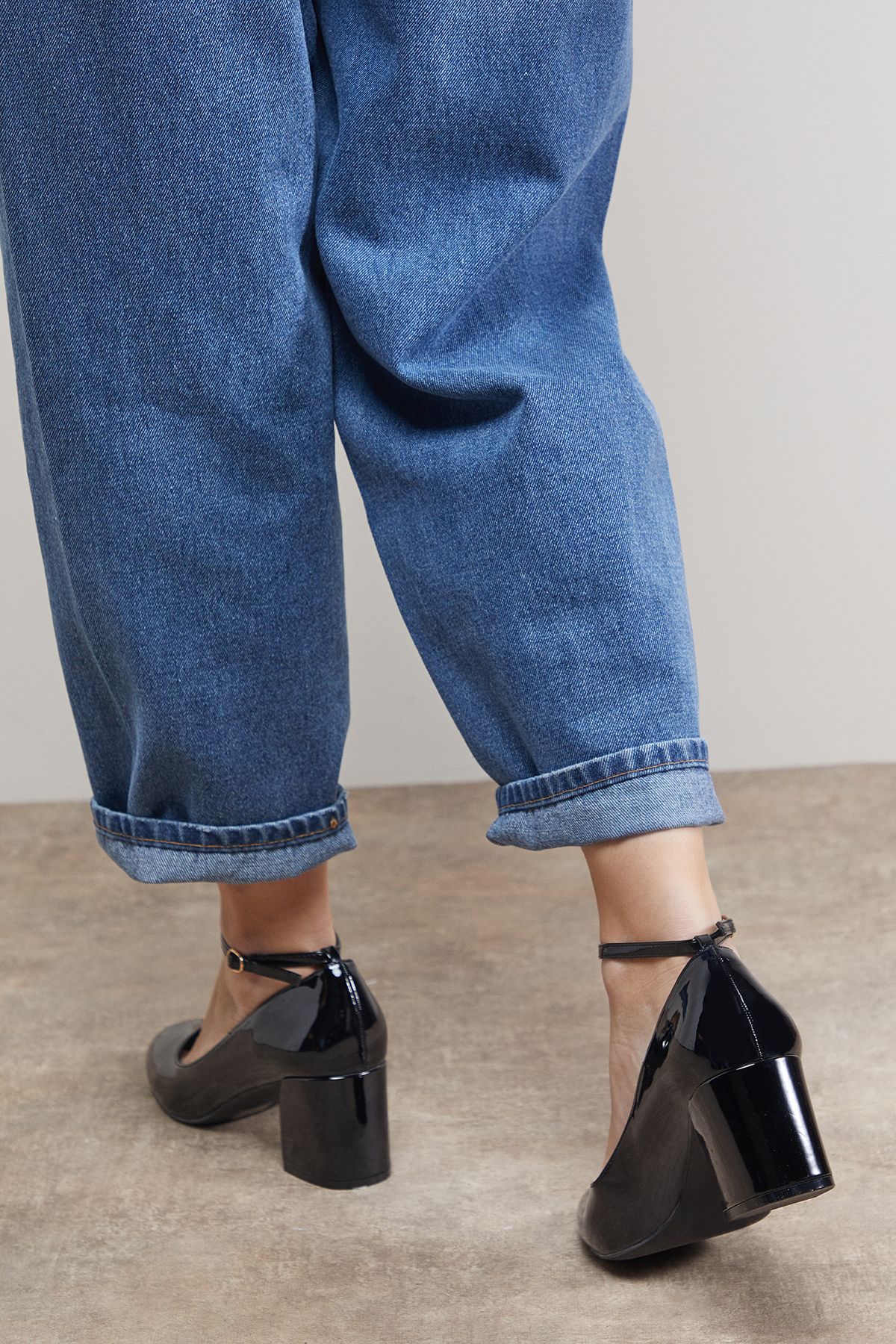 Oasis Venisha Faux Patent Leather Ankle Strap Medium Heel Court Shoes True Black image 3