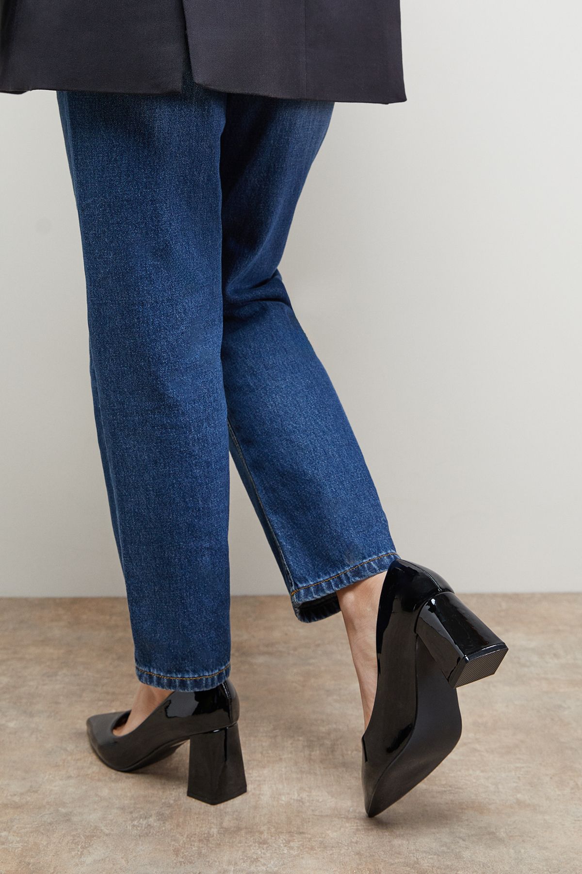 Oasis Val Faux Patent Leather Pointed High Block Heel Courts True Black image 3