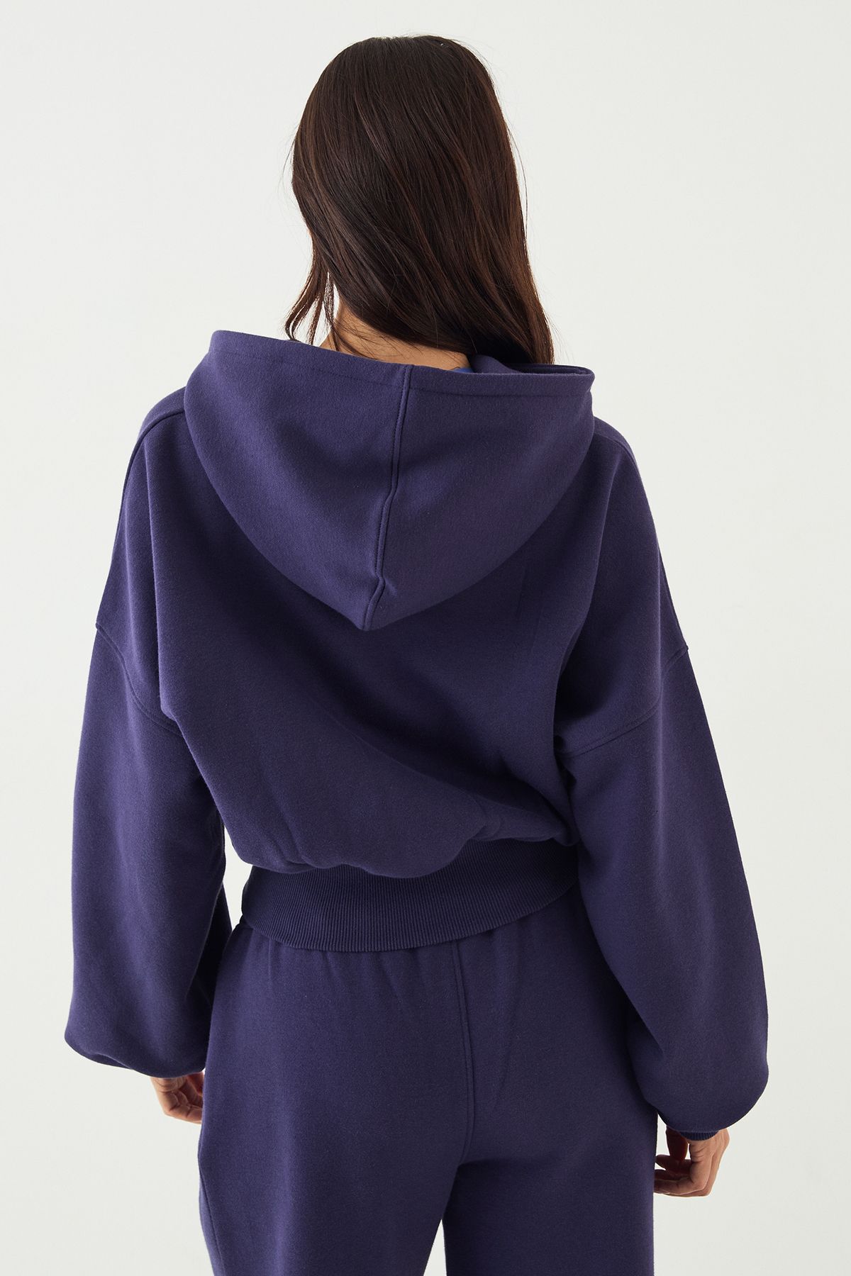 DSGN Studio DSGN Studio Sport Boxy Crop Cinched Hem Zip Through Hoodie Blackberry image 2