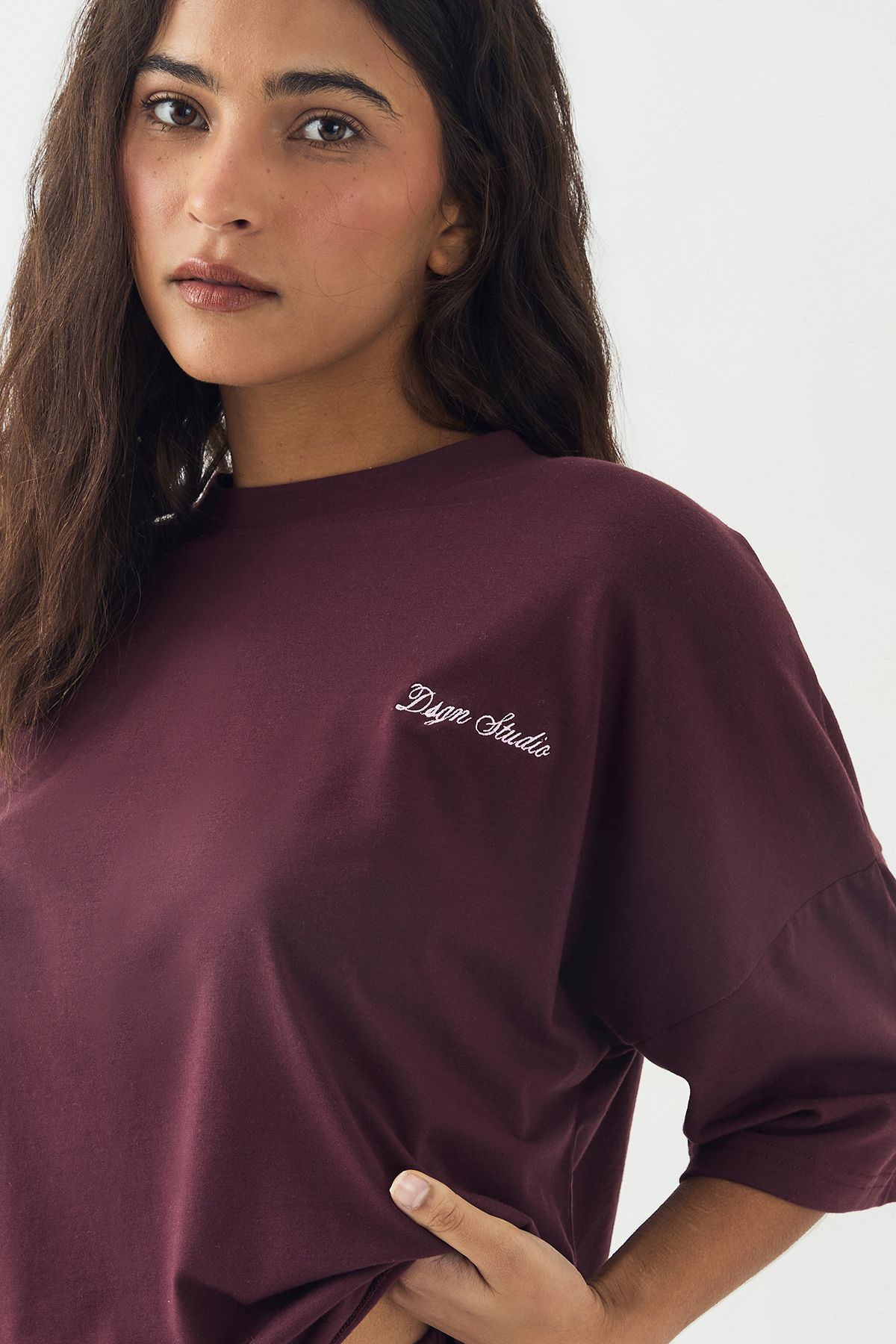 DSGN Studio DSGN Studio Lounge Short Sleeve Oversized Supersoft T-Shirt Burgundy image 4
