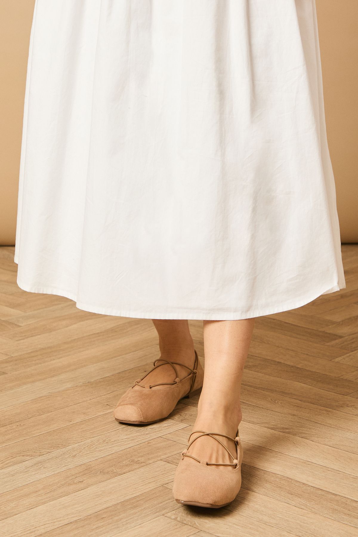 Oasis Damarra Elasticated Faux Suede Square Block Toe Ballet Pumps Taupe image 3