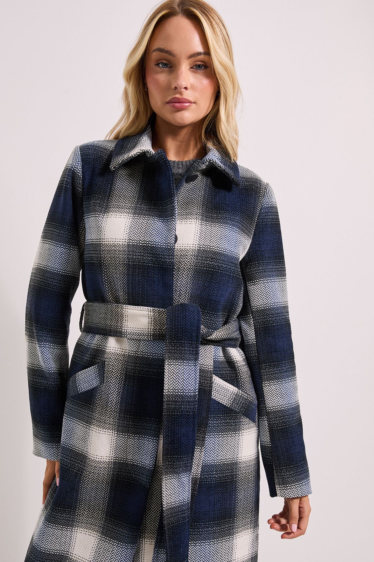 Dorothy Perkins Check Detail Fur Cuff Detail Belted Coat Navy image 2