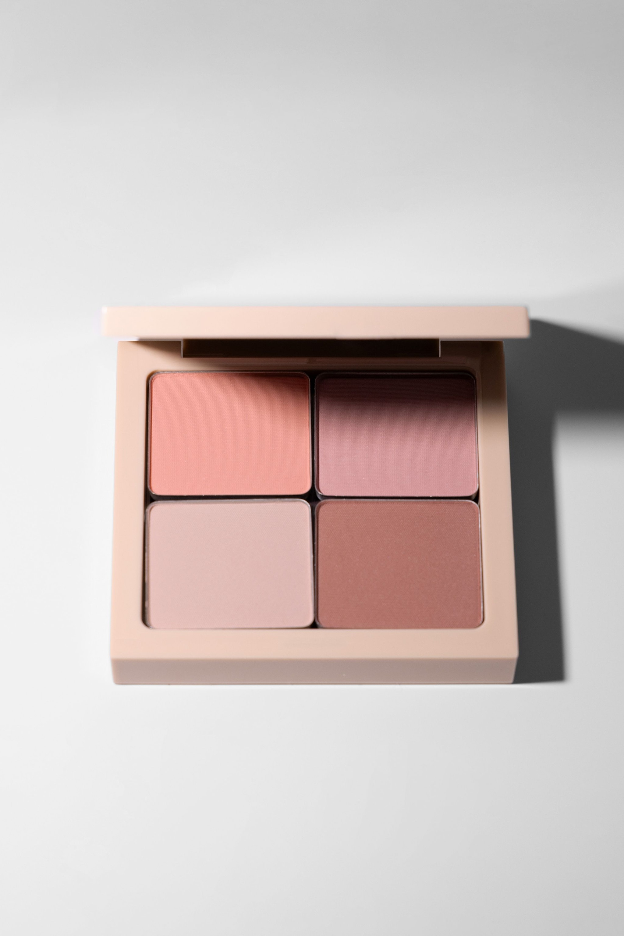 INGLOT Freedom System Eye Shadow Matte NF image 4