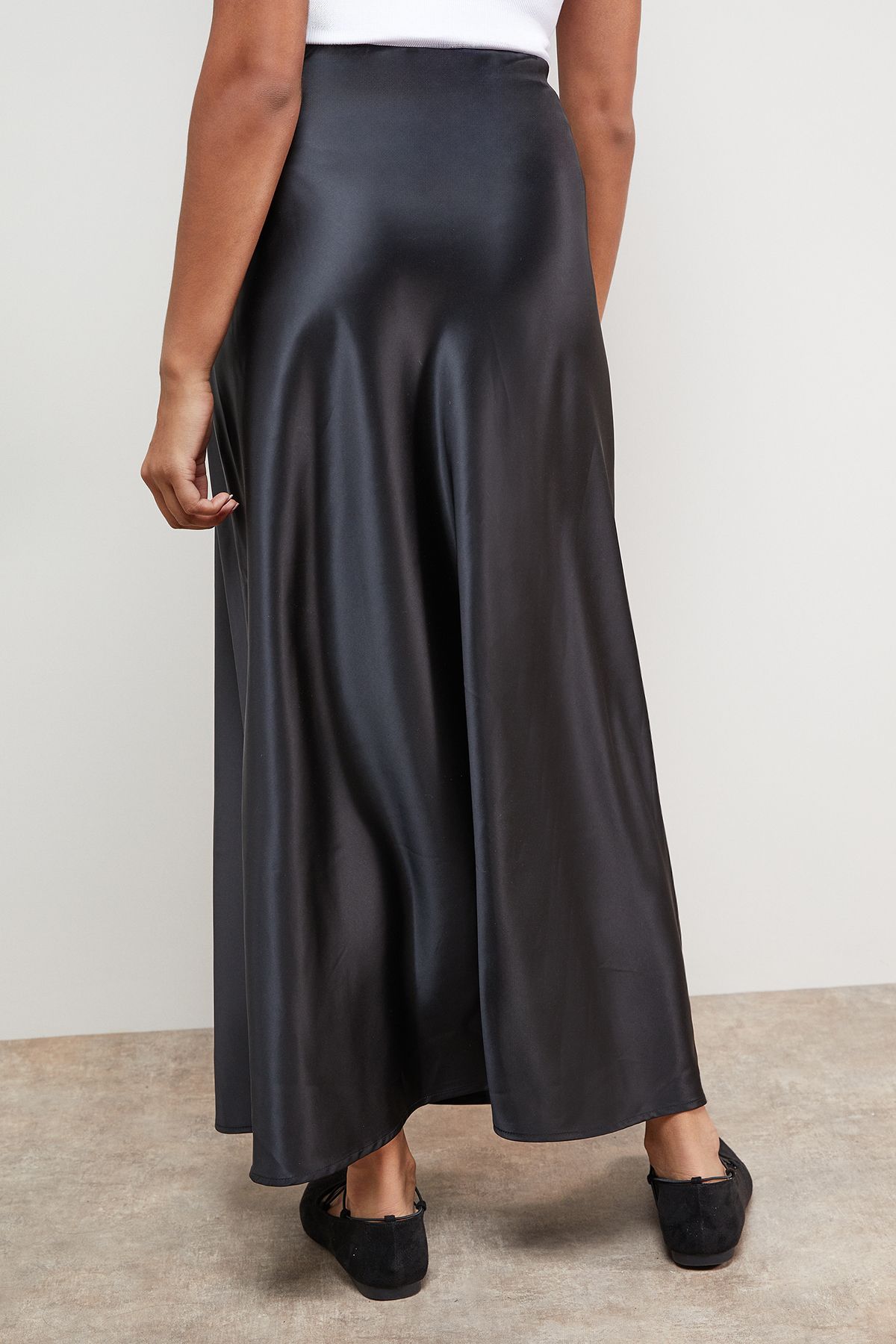 Oasis Satin Bias Cut Maxi Skirt Black image 3