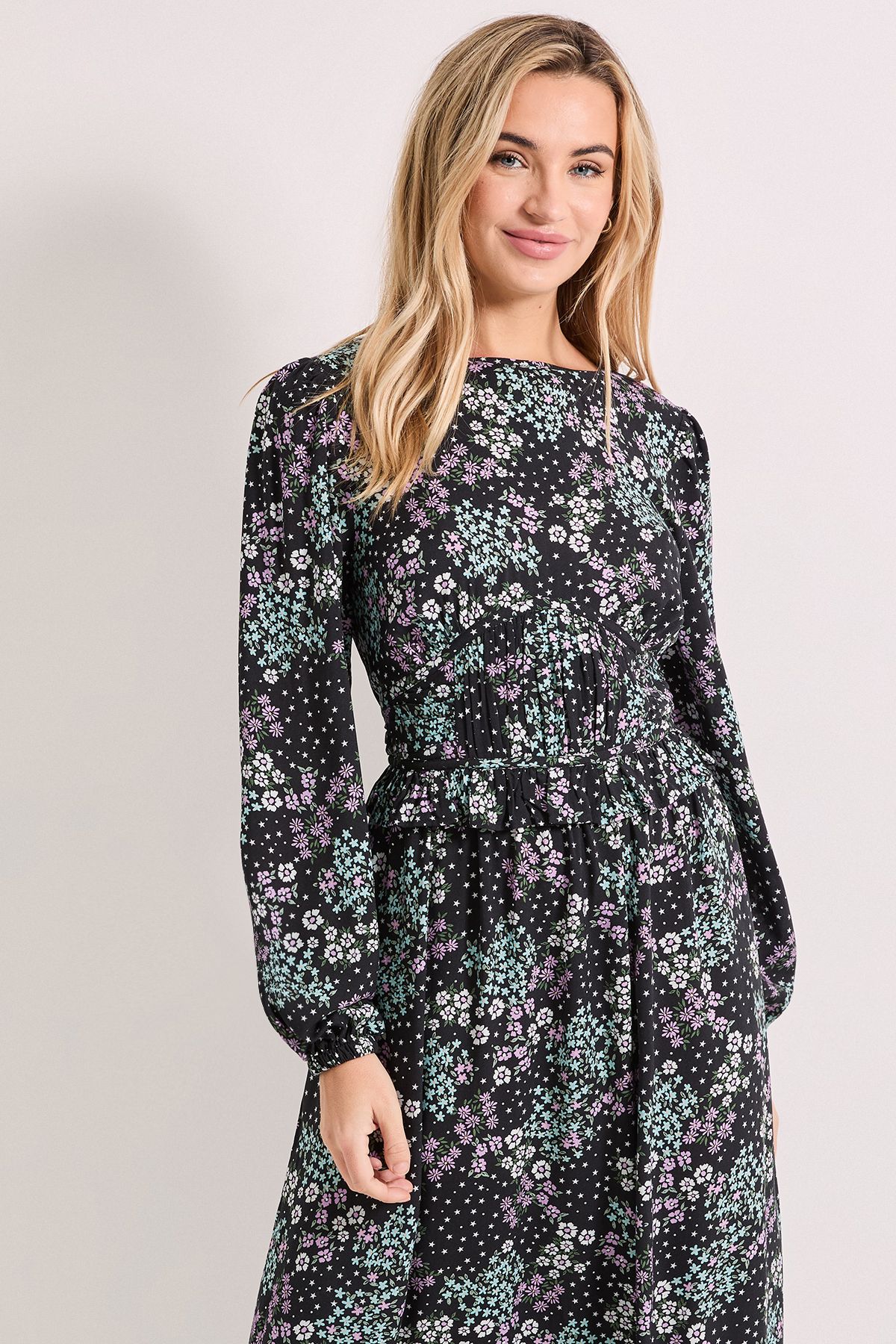 Dorothy Perkins Gathered Waist Detail Blouson Sleeve Printed Midi Dress Floral image 4