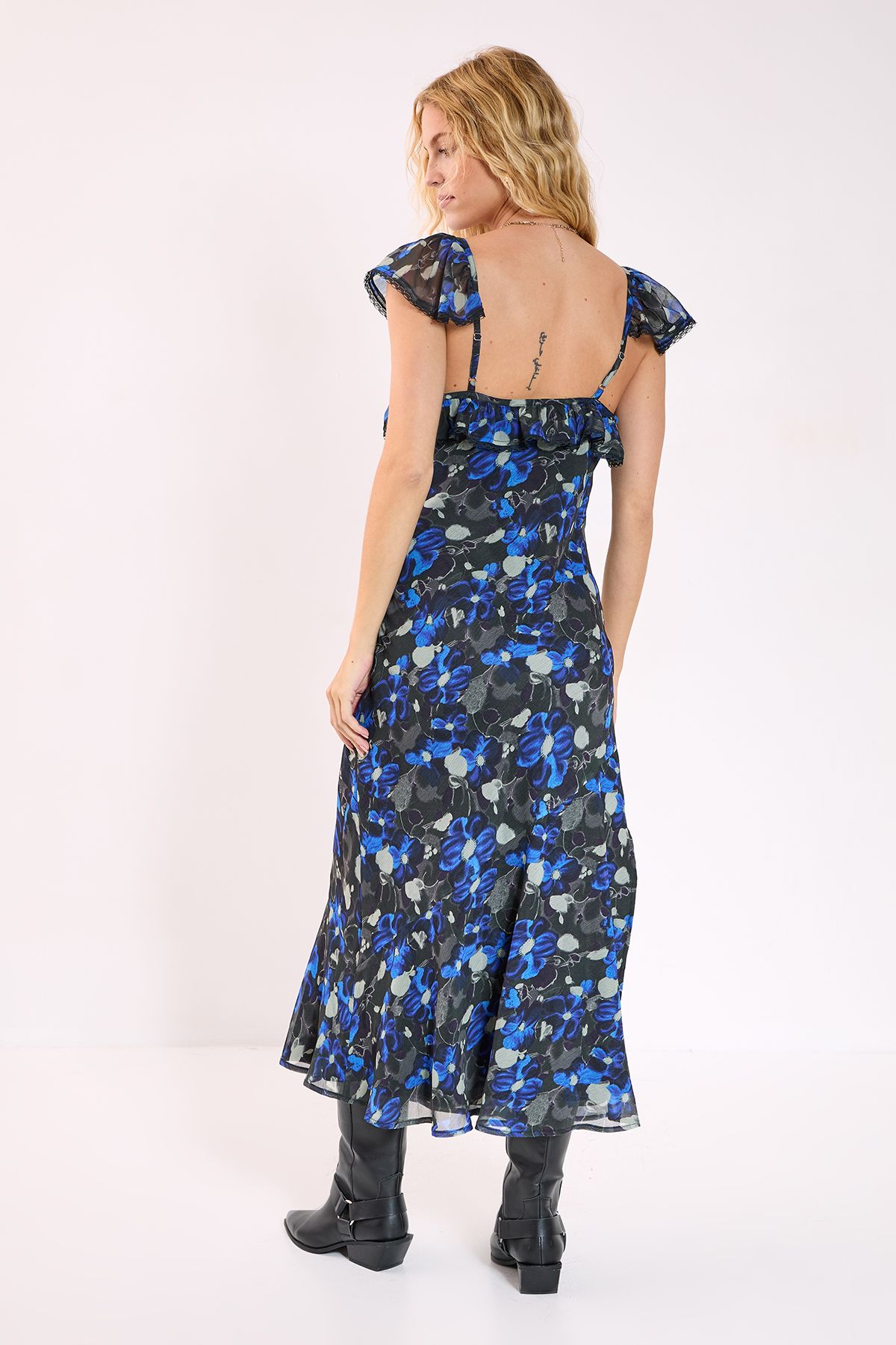 NastyGal Floral Chiffon Lace Trim Cap Sleeve Maxi Dress Blue image 4