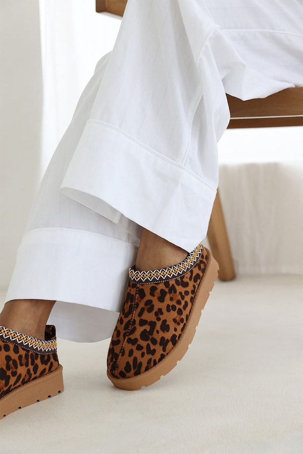 Where's That From 'Ivana' Cosy Faux-Suede Fur Lining Low Ankle Boot