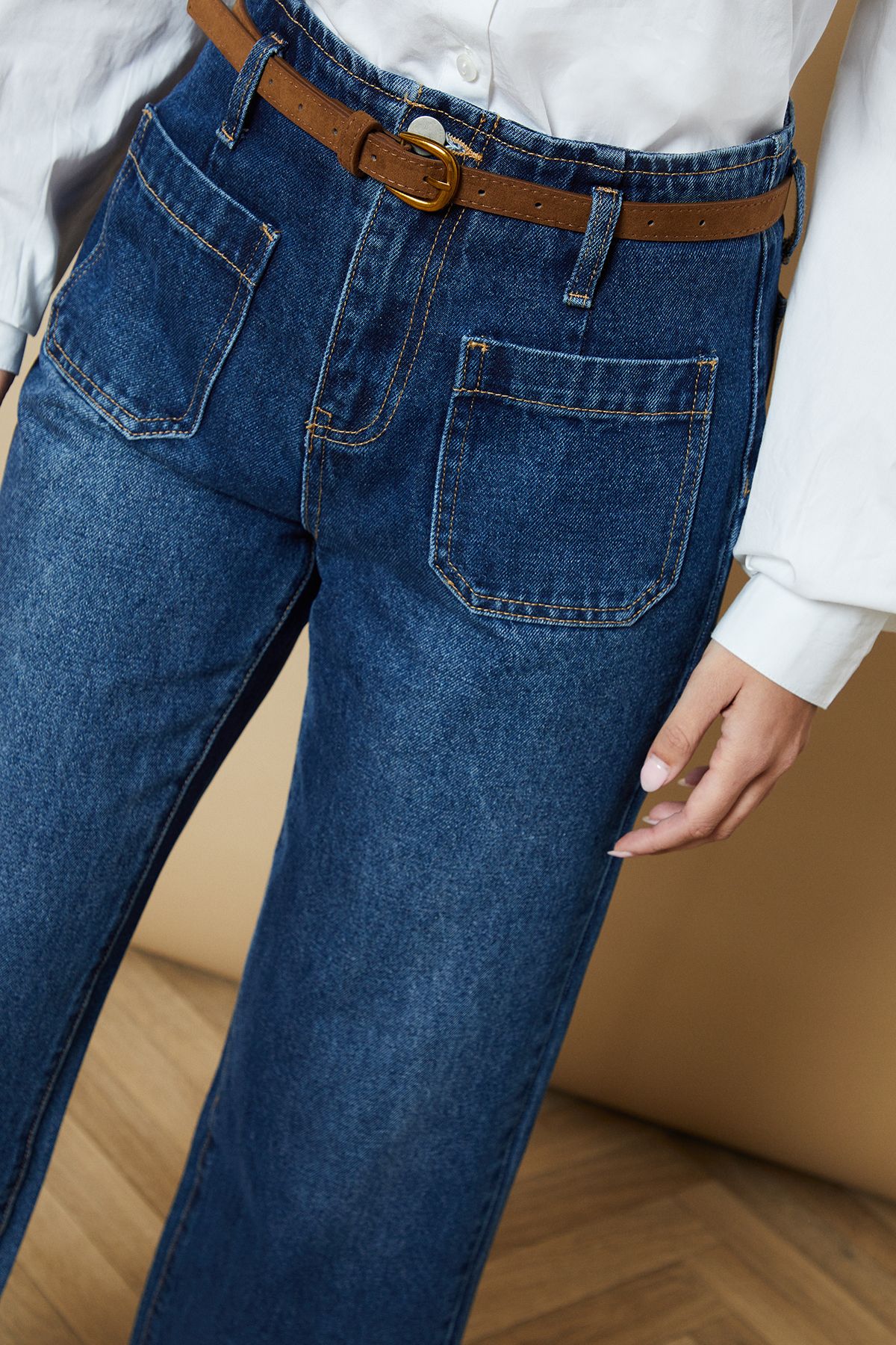 Oasis Belted Cropped Straight Jean Mid Wash image 4