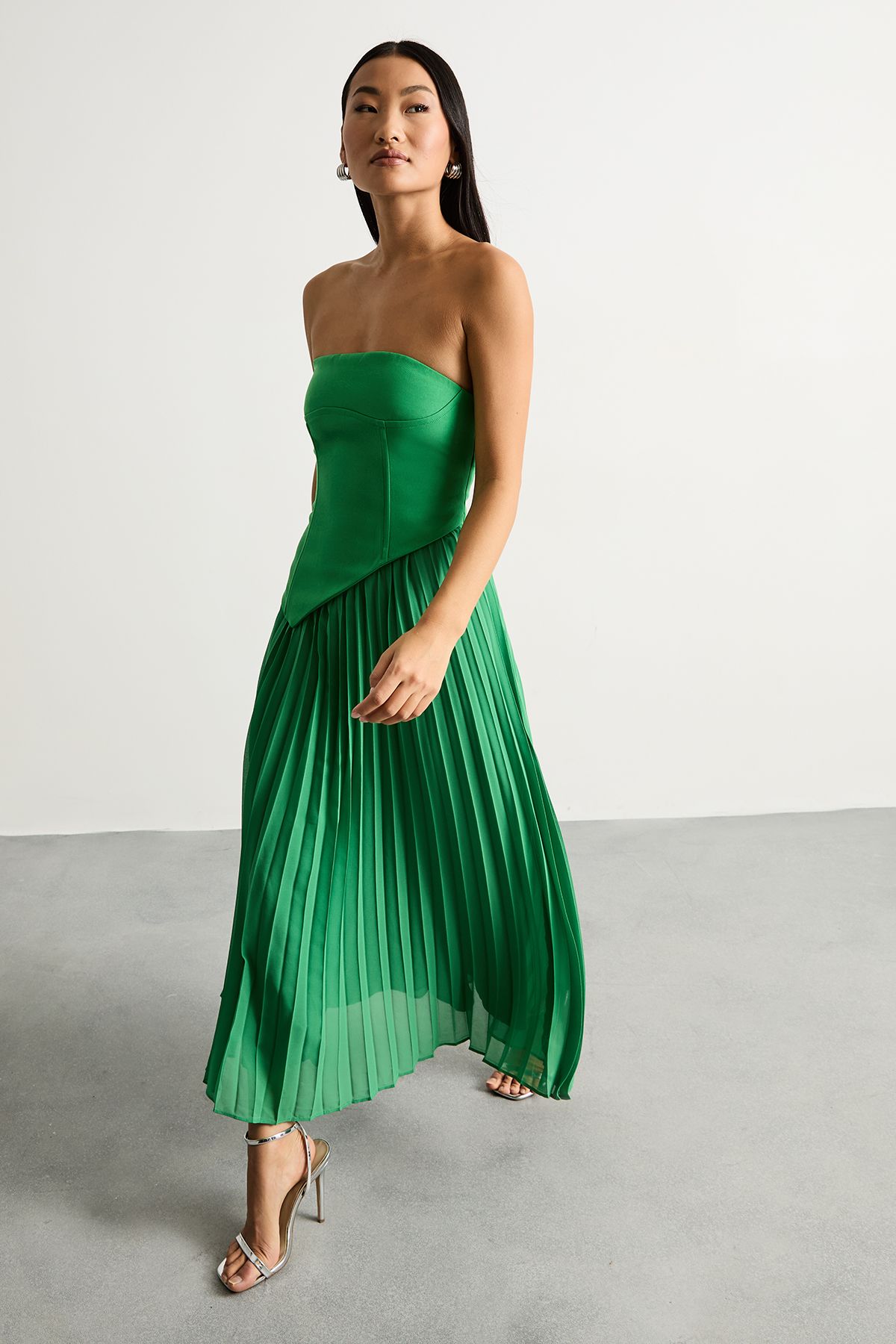 Warehouse Petite Bandeau Bodice Pleated Chiffon Midi Dress Green image 1
