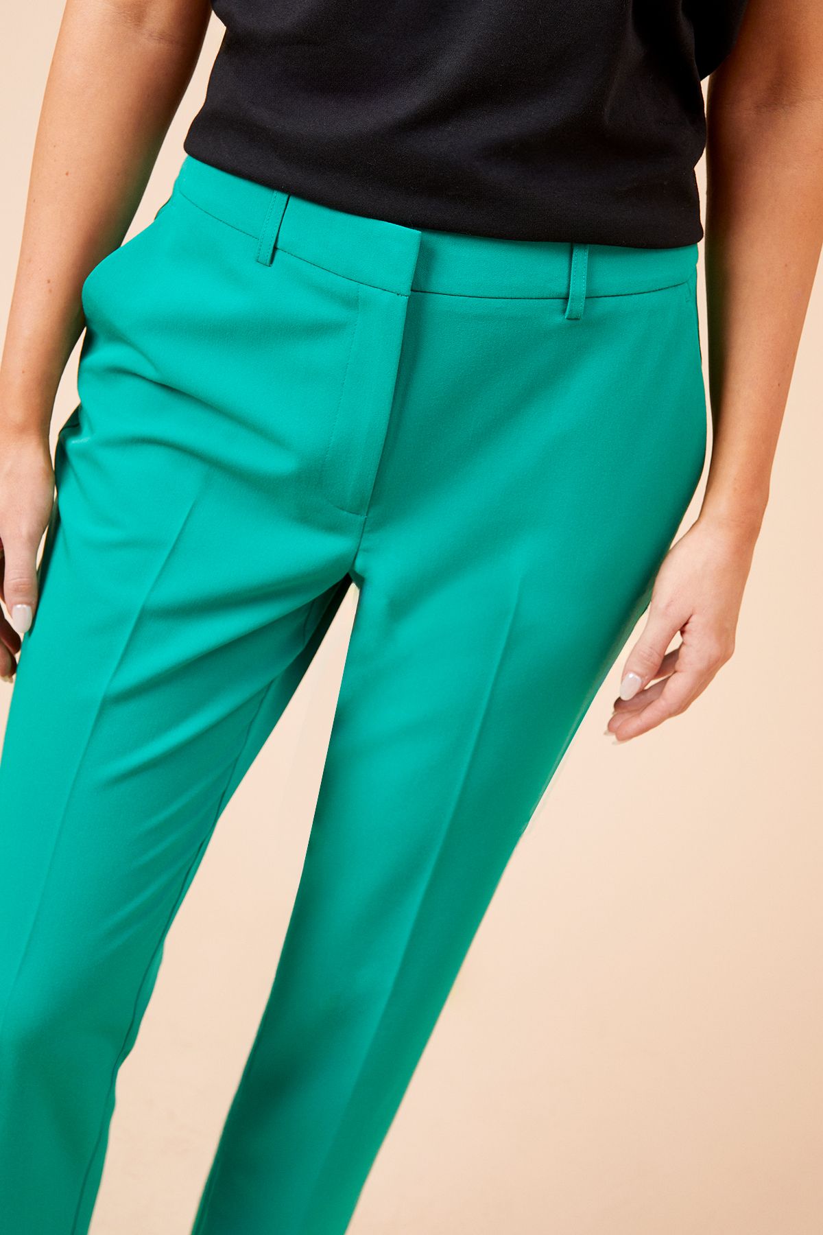 Dorothy Perkins Ankle Grazer Trouser Green image 4