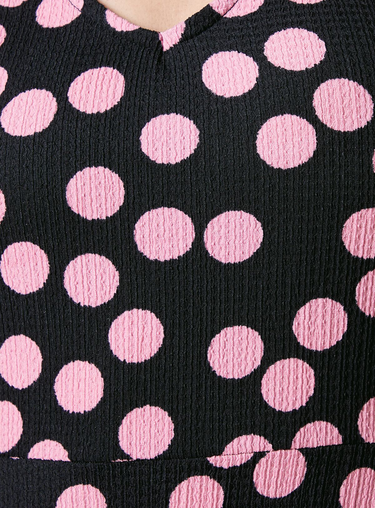 Dorothy Perkins Pink Spot Short Sleeve V Neck Jersey Midi Dress Black image 5