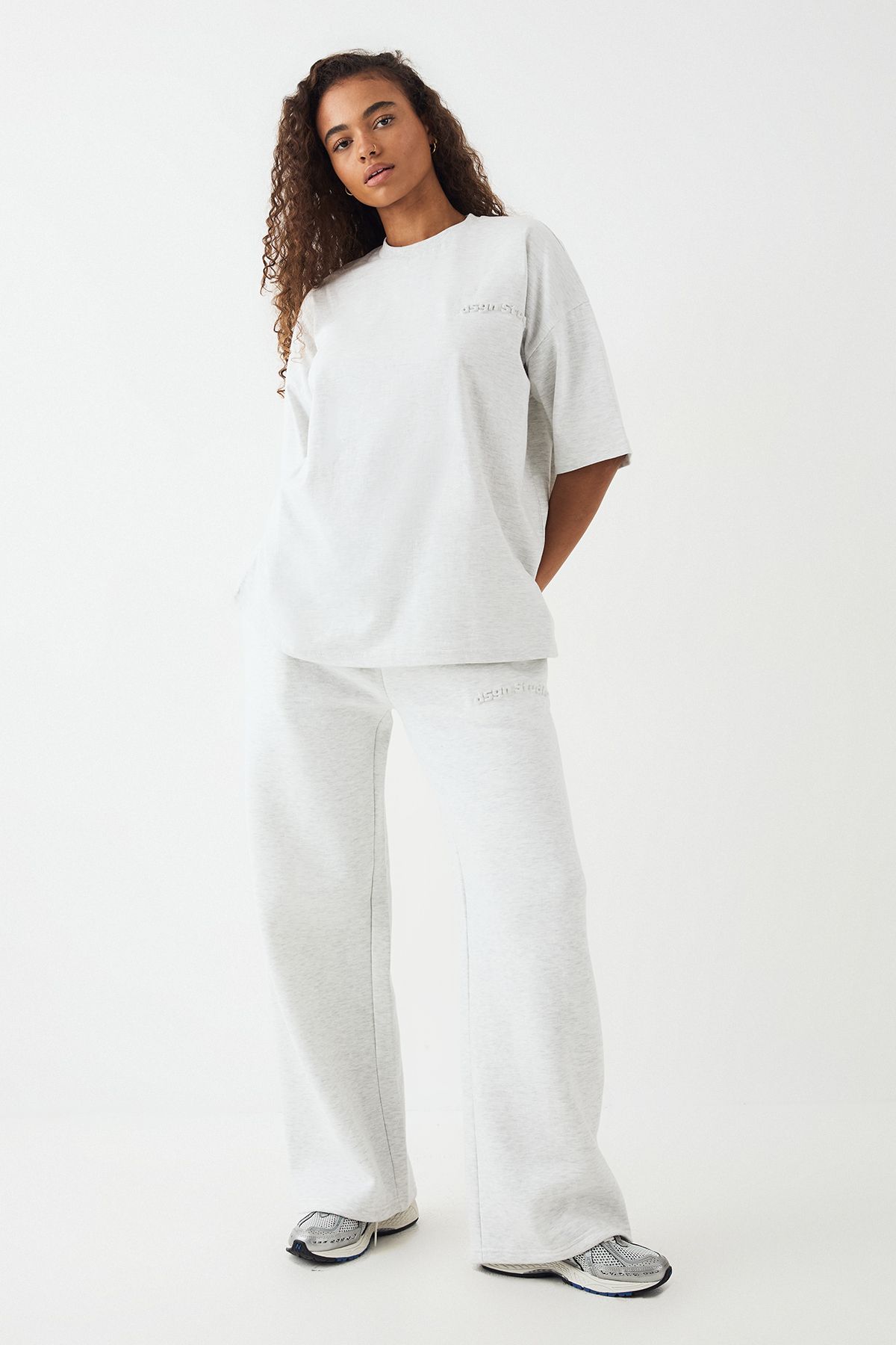 DSGN Studio DSGN Studio Embossed Straight Leg Jogger Ash Grey image 3