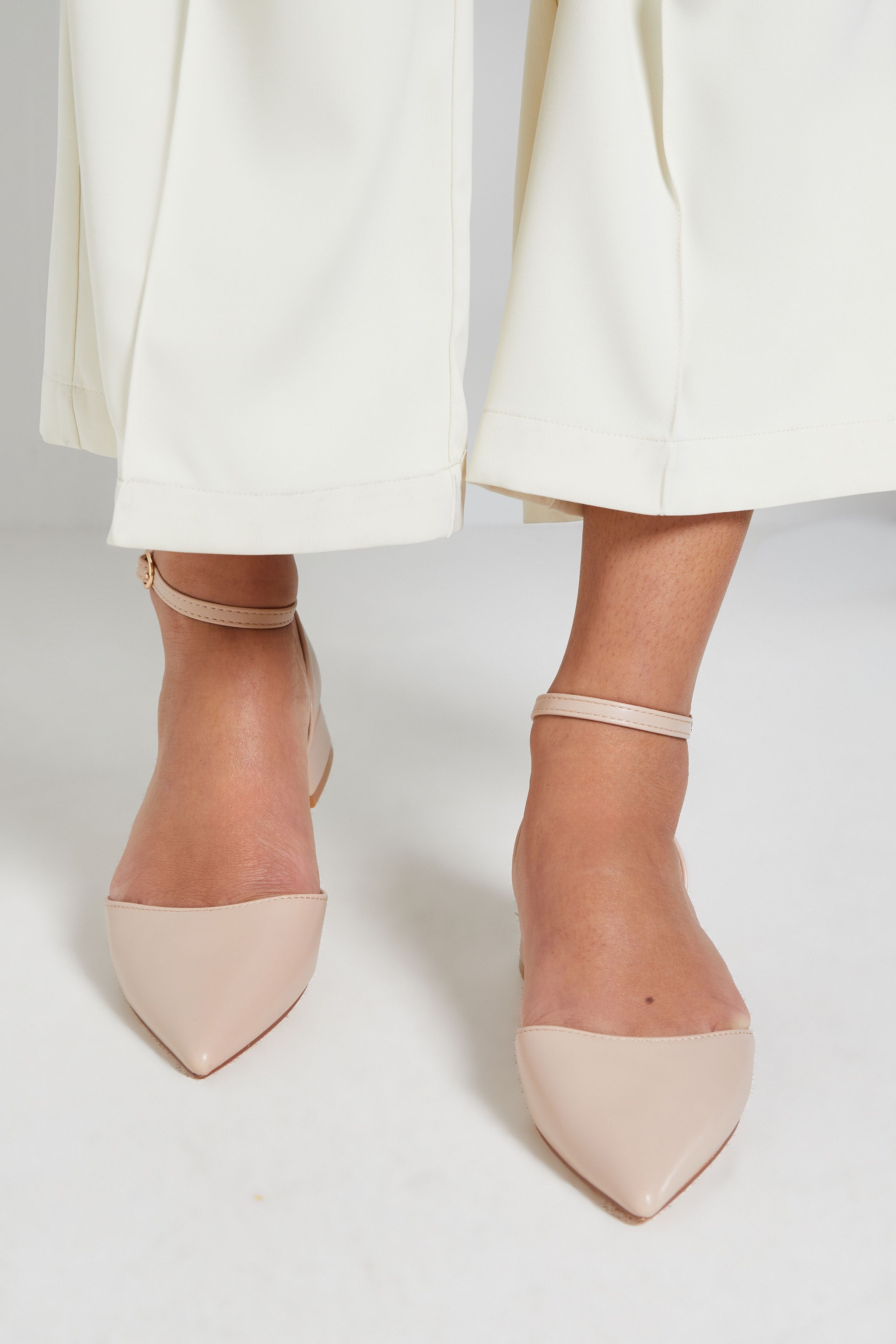 Dorothy Perkins Bennie Faux Leather Pointed Low Block Heel Court Shoes Beige image 2