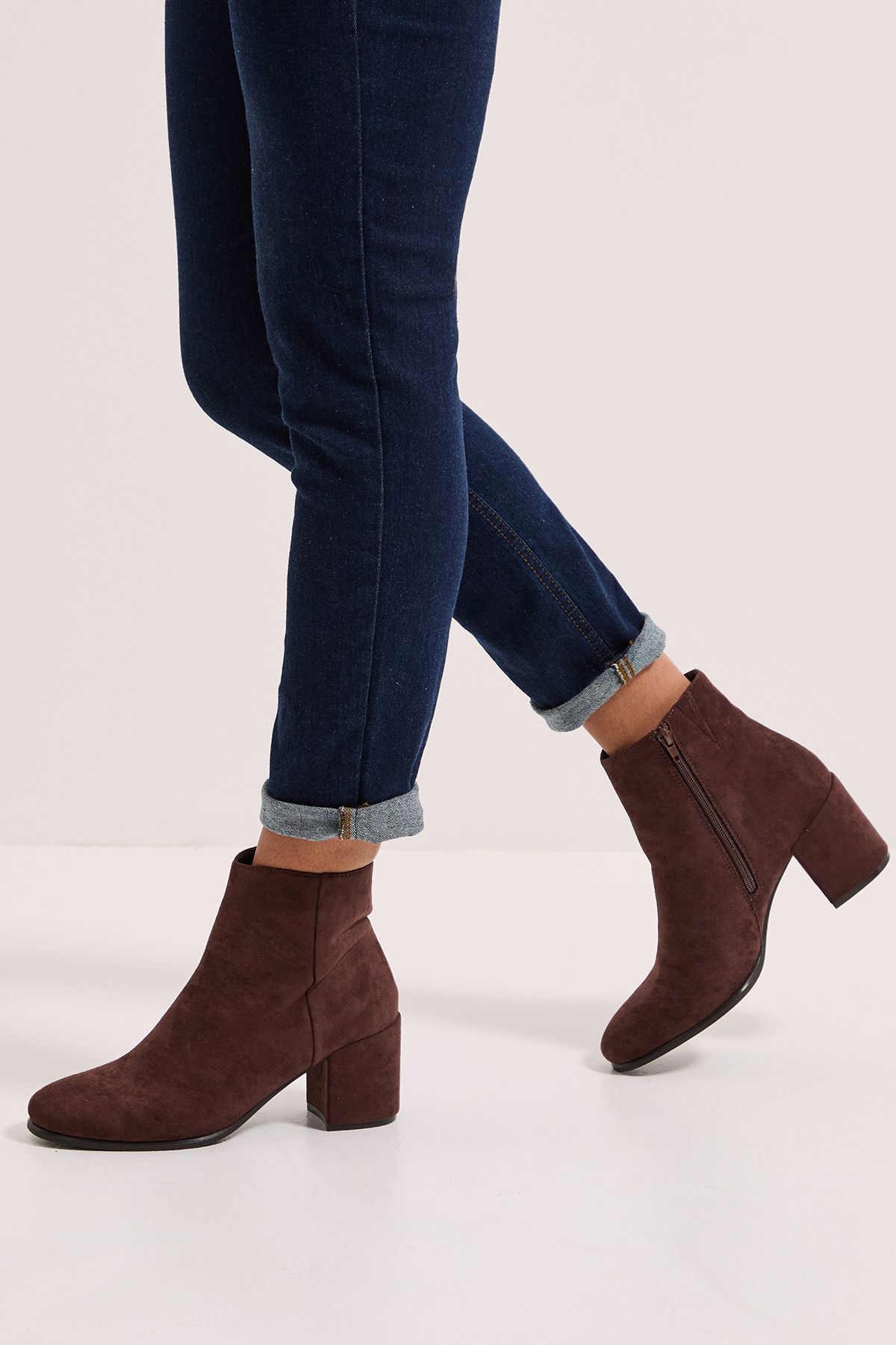 Dorothy Perkins Morgan Round Toe Medium Block Heel Ankle Boots Brown image 1