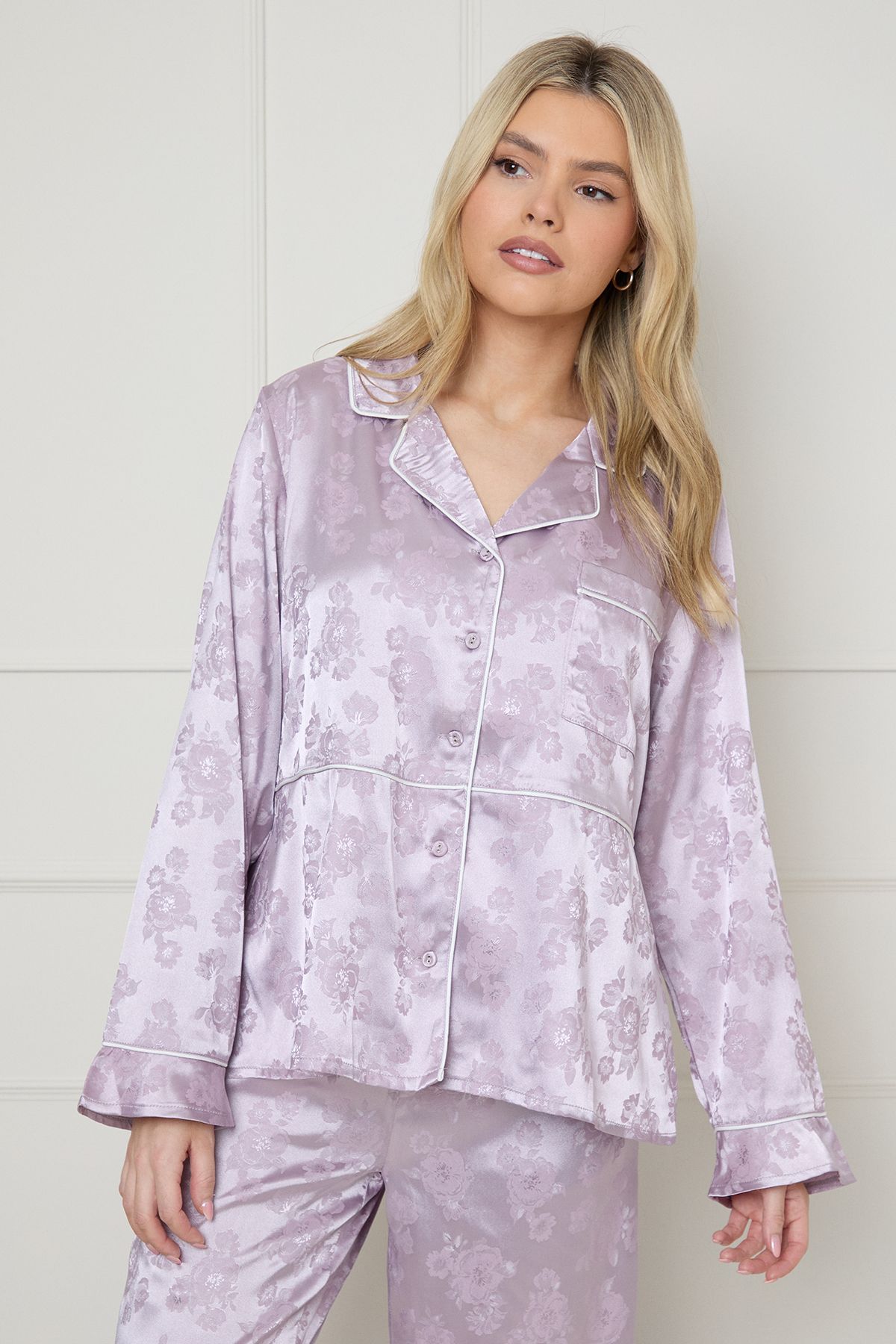 Oasis Jacquard Satin Relaxed Wide Fit Pyjama Set Mauve image 4