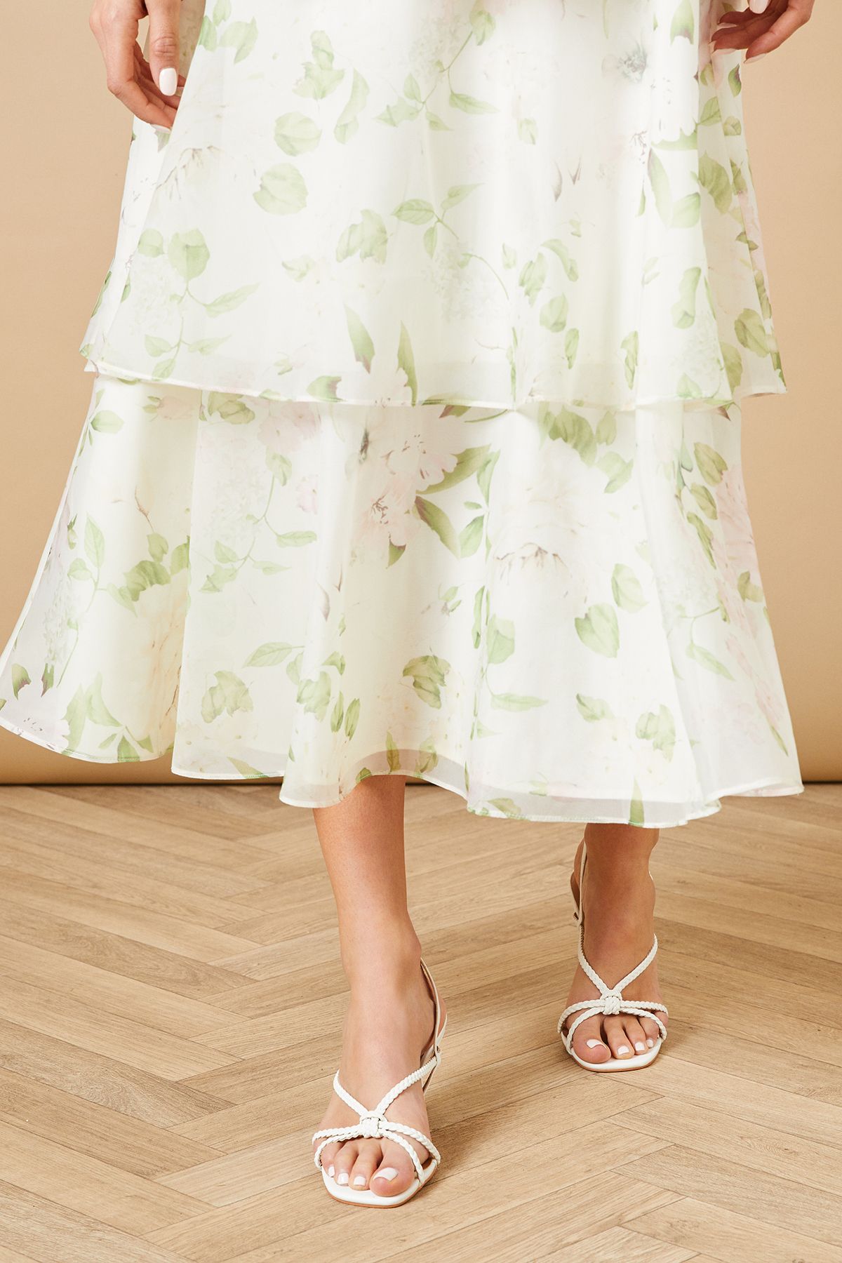 Oasis Mindy Faux Leather Plaited Kitten Heeled Sling Back Sandals White image 2