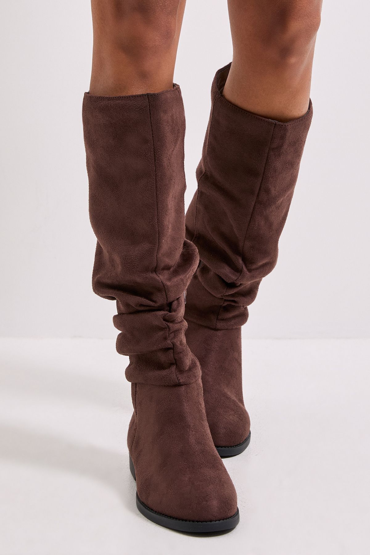 Dorothy Perkins Wide Fit Karina Faux Suede Flat Knee High Ruched Boots Brown image 4