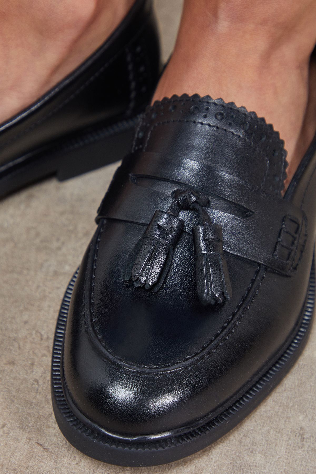 Oasis Bunny Real Leather Brogue Detail Tassel Loafers Black image 4