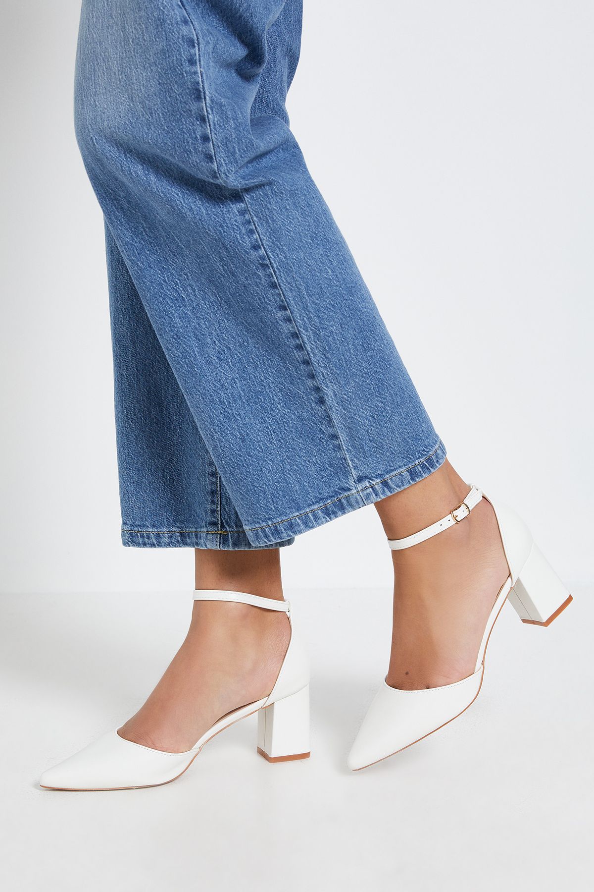 Dorothy Perkins Blanchette Faux Leather Medium Heel Court Shoes White image 1