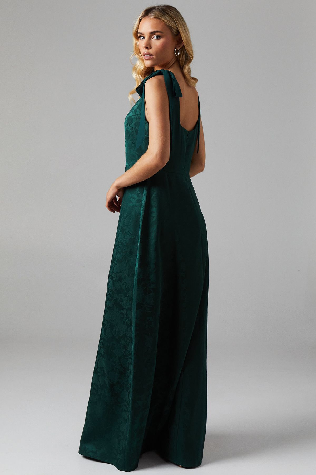 Oasis Petite Square Neck Chiffon Tie Shoulder Satin Jacquard Bridesmaid Maxi Dress Emerald image 3