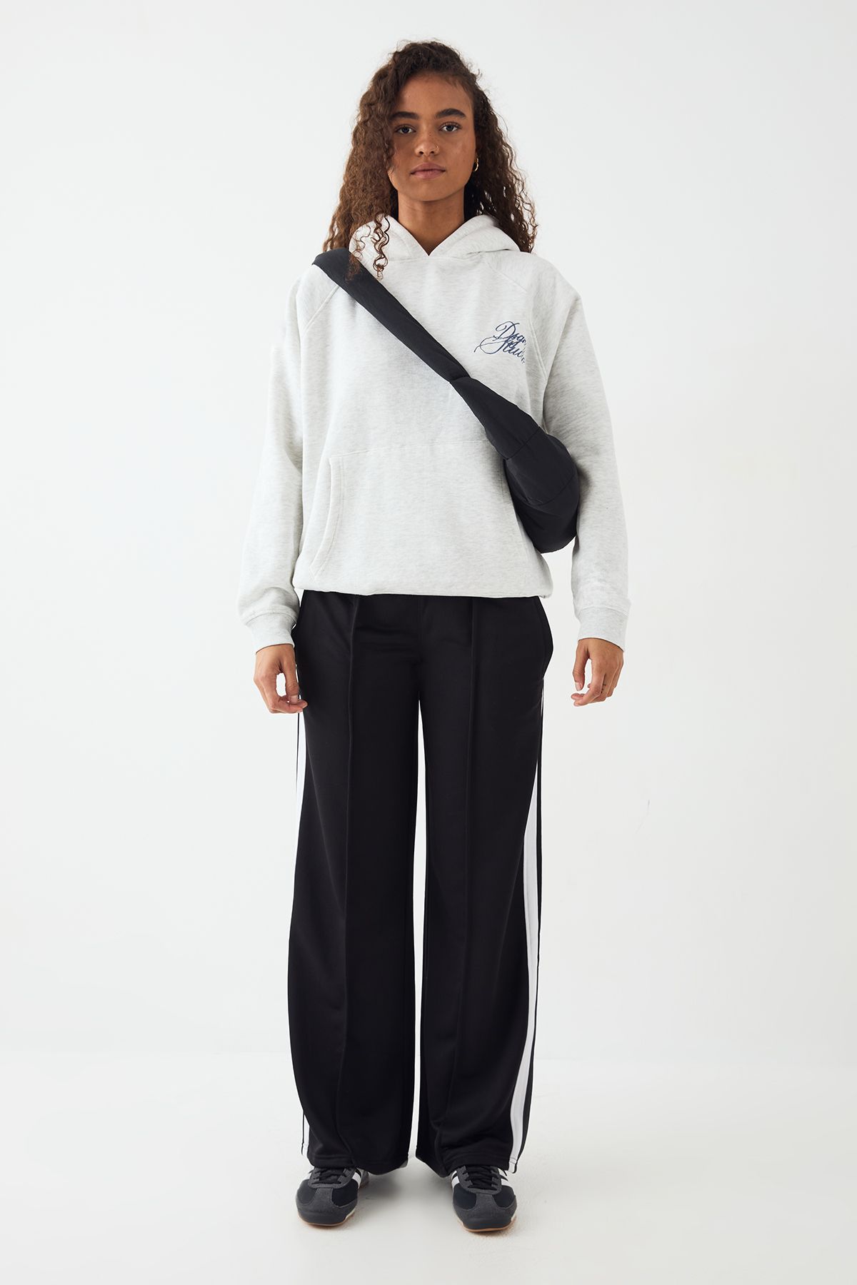 DSGN Studio DSGN Studio Tricot Side Stipe Straight Leg Jogger Black image 5