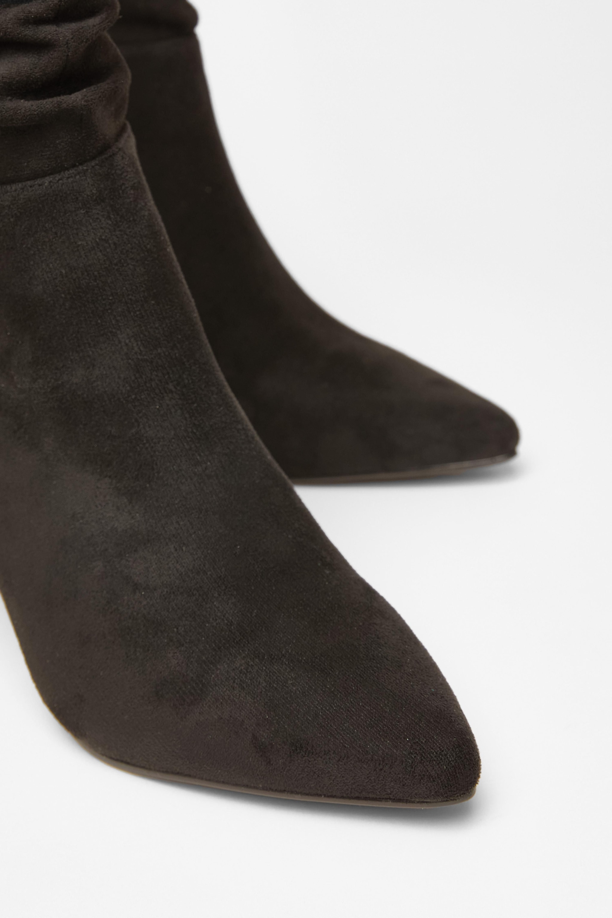 Quiz Black Faux Suede Heeled Ankle Boots image 4