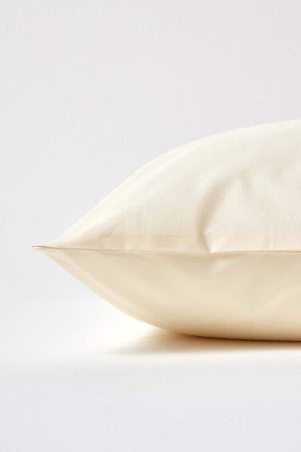 Homescapes Egyptian Cotton Housewife Pillowcase 200 TC , Standard Size image 2