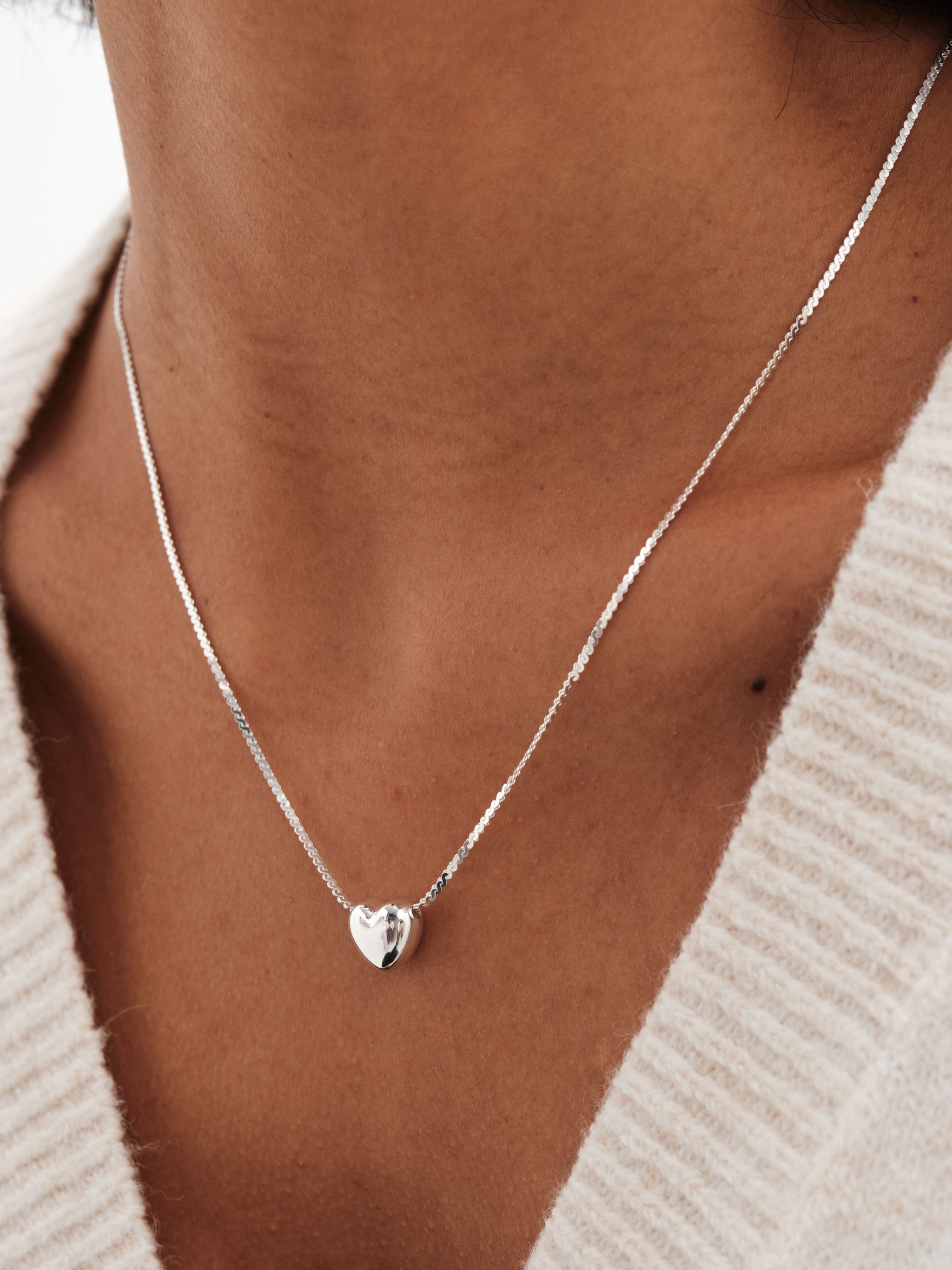 Simply Silver Simply Silver Sterling Silver 925 Puff Heart Threaded Chain Necklace image 3