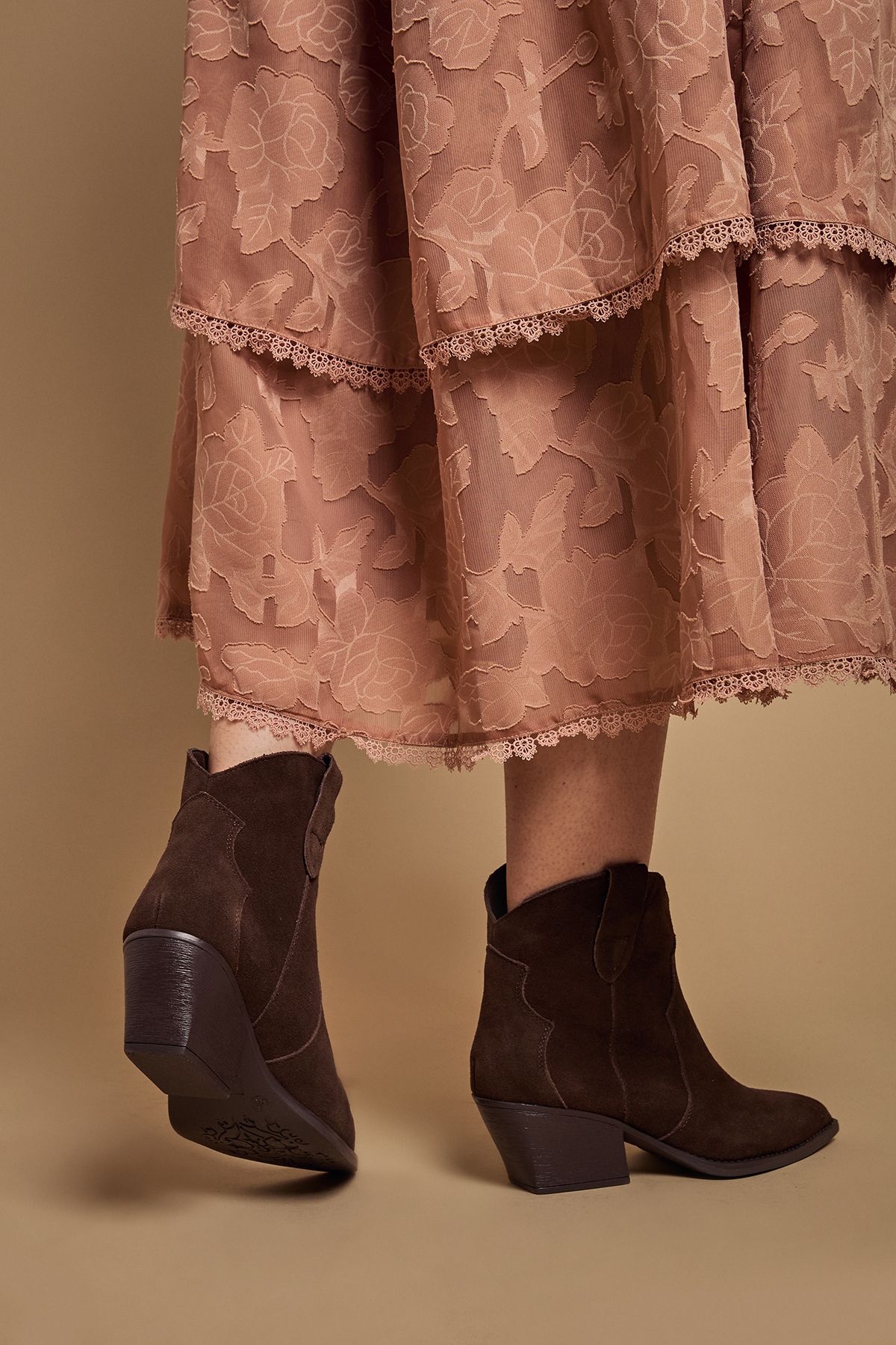 Oasis Amber Real Suede Western Ankle Boots Chocolate image 3