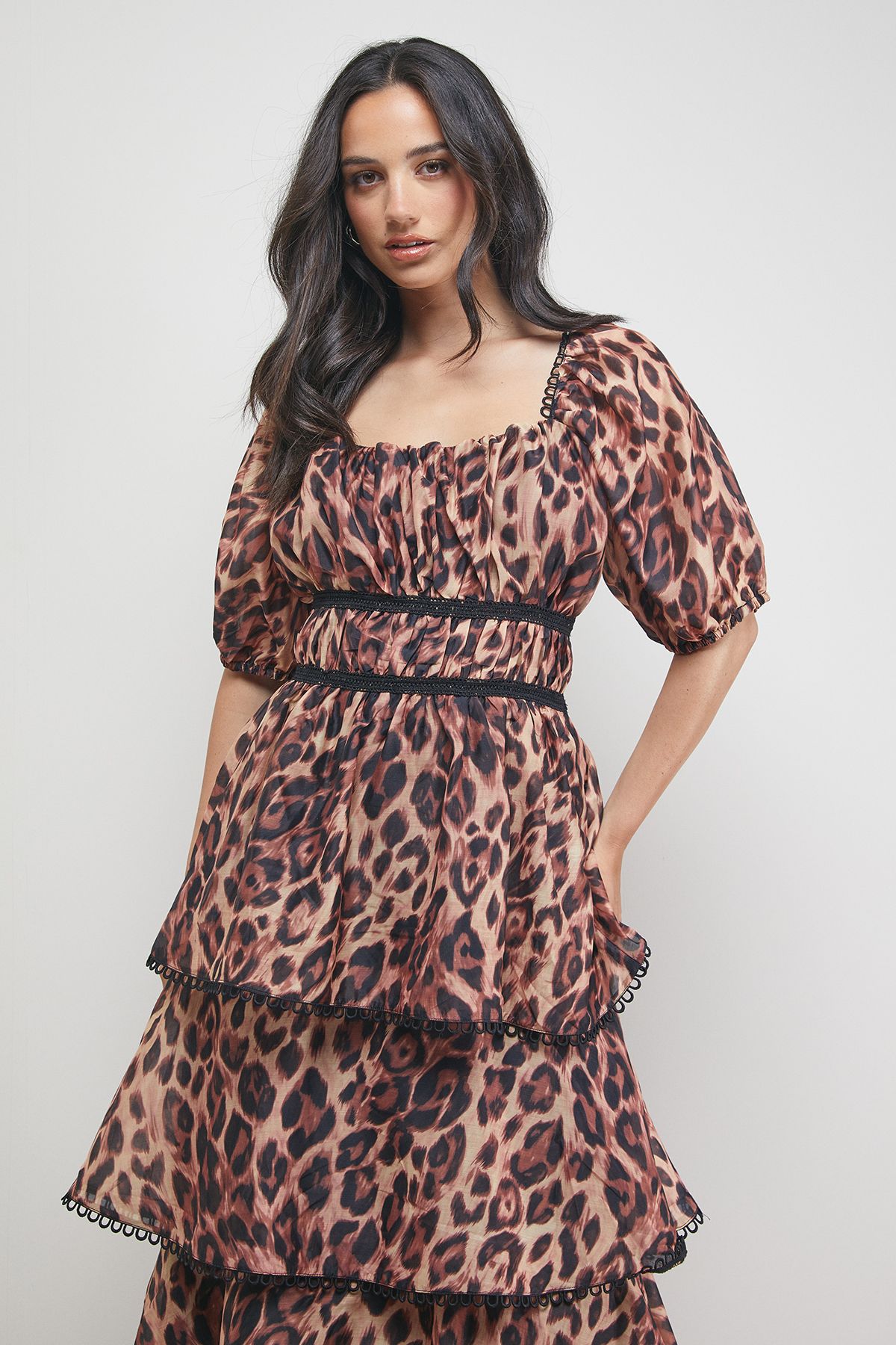 Oasis Puff Sleeve Tiered Midaxi Dress Animal image 2