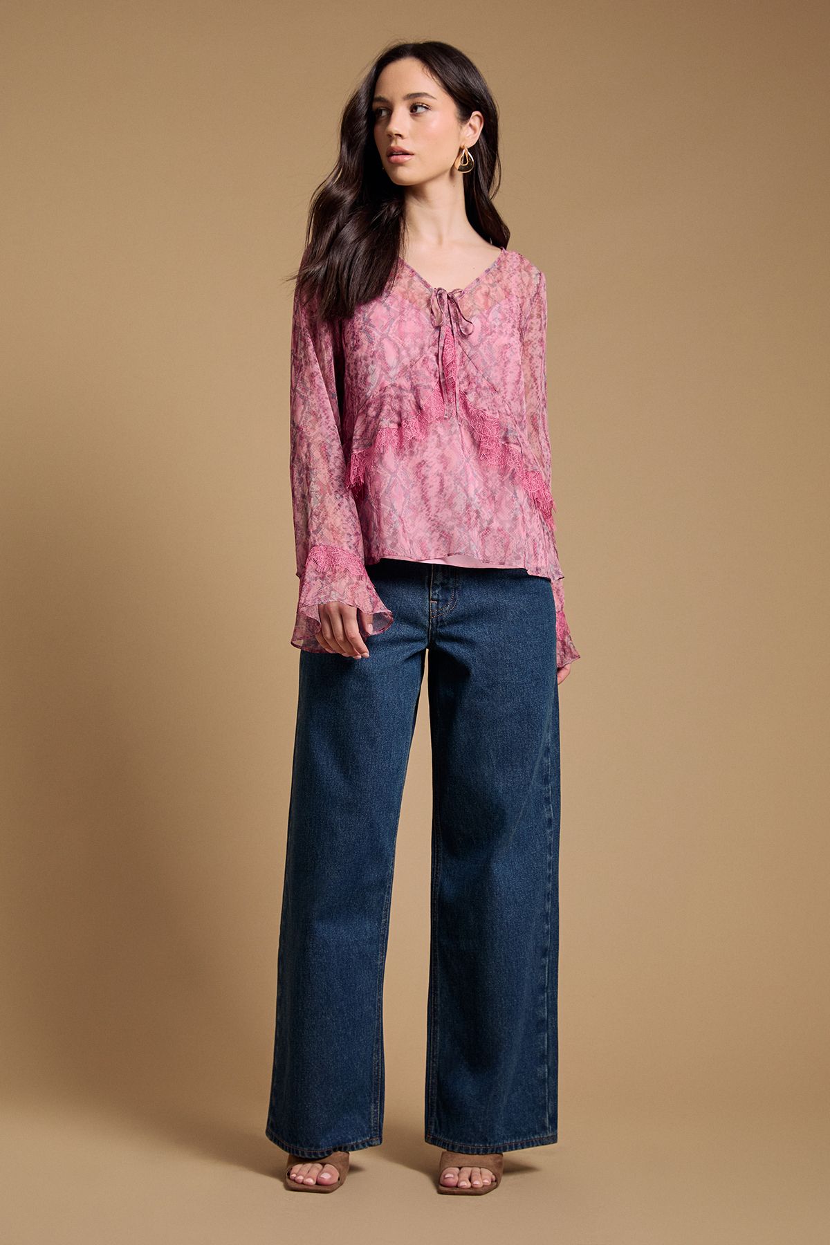 Oasis Fluted sleeve lace trim blouse Animal image 4