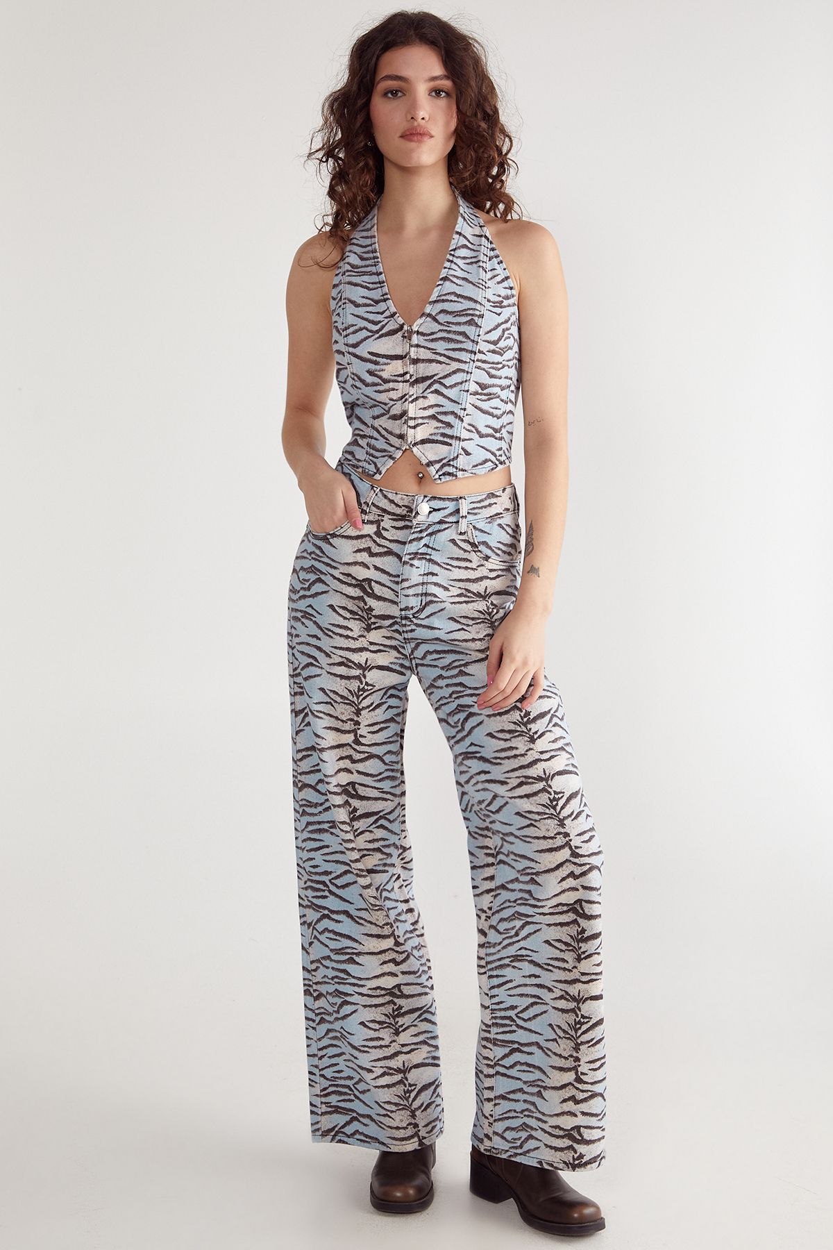 NastyGal Tiger Print Zip Waistcoat Multi image 2
