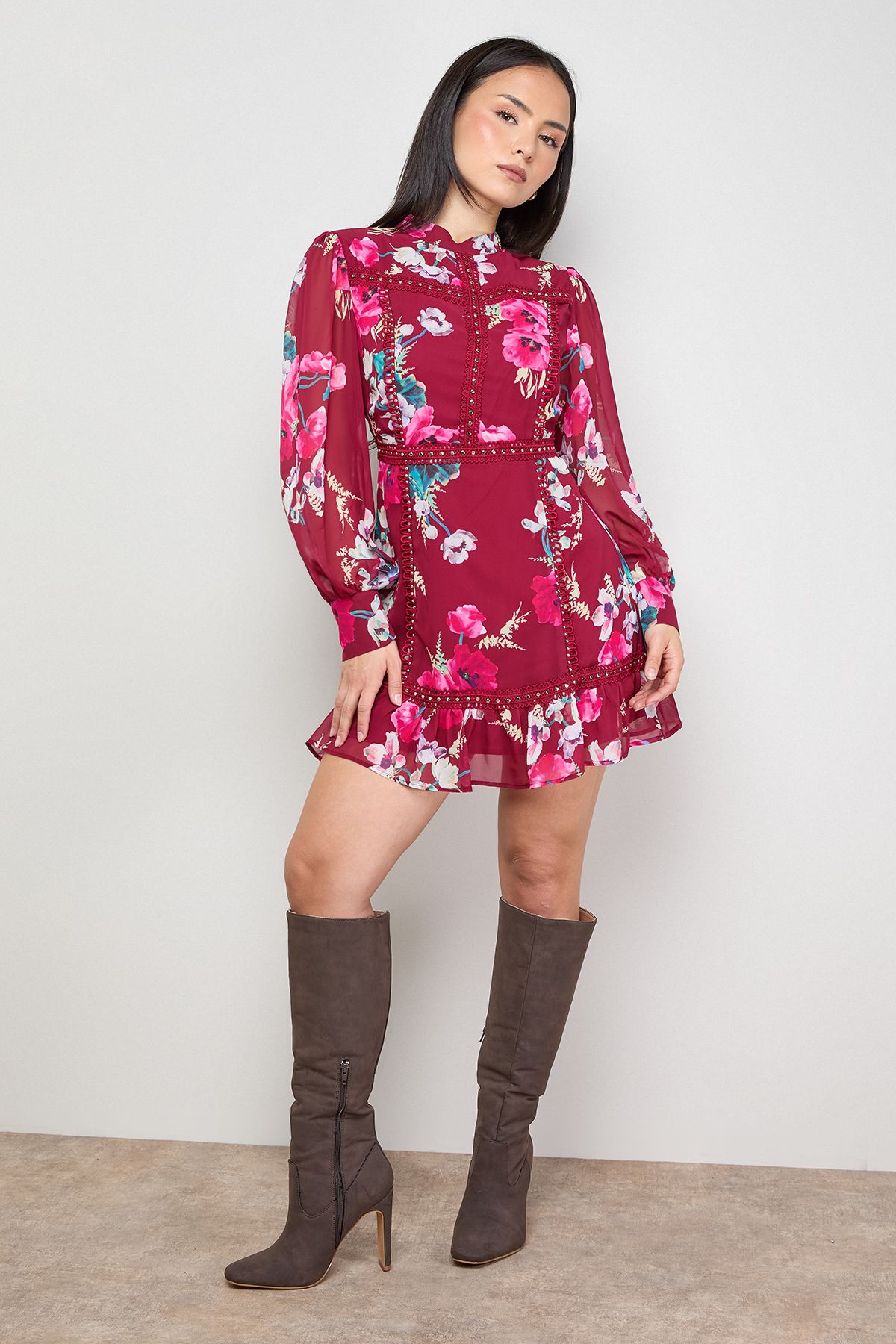 Oasis Petite Printed Stud Trim Chiffon Mini Dress Floral image 4