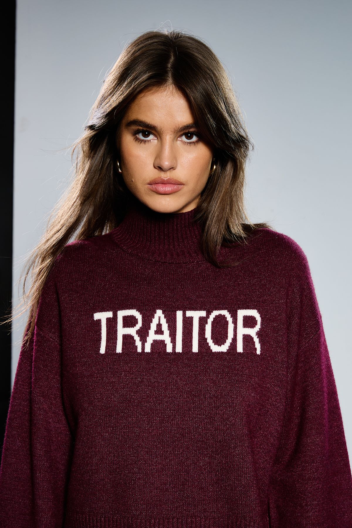 RUNWAY 1.8.1.8 Runway 1.8.1.8 Traitor Slogan High Neck Jumper Burgundy image 4