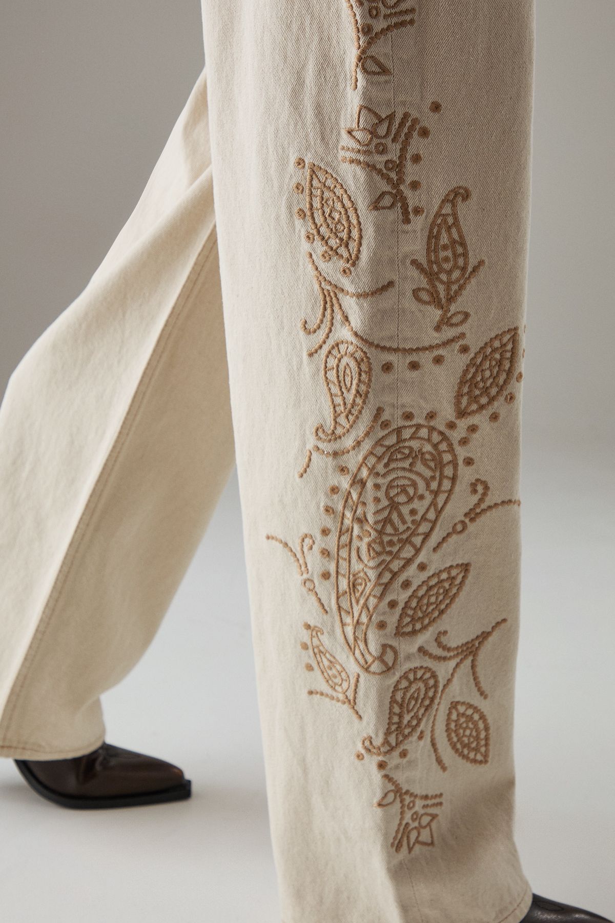 Warehouse Embroidered Denim Dad Jeans Ecru image 4