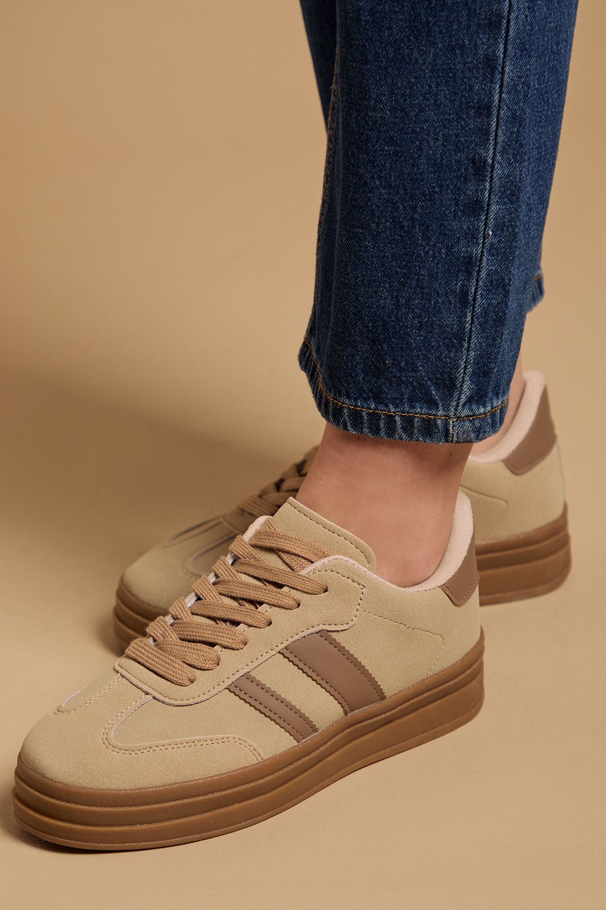 Oasis Isla Faux Suede Lace Up Platform Trainers Taupe image 5