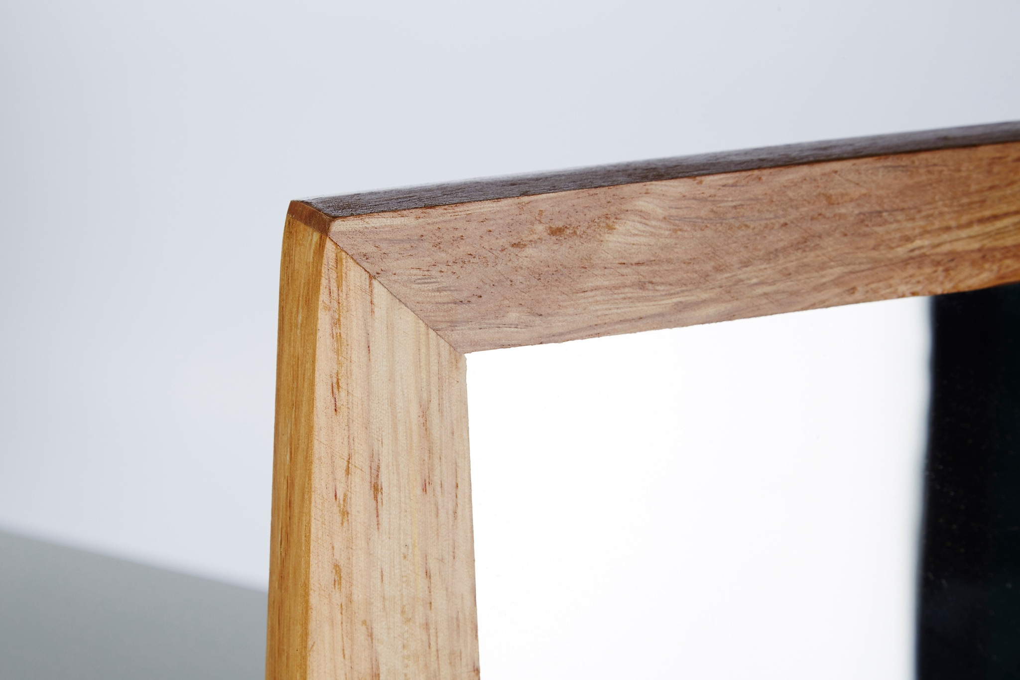 Orsina Wooden Frame Swivel Mirror, Durable 25x28cm Pine Wood Tabletop Mirror, Natural Finish image 4