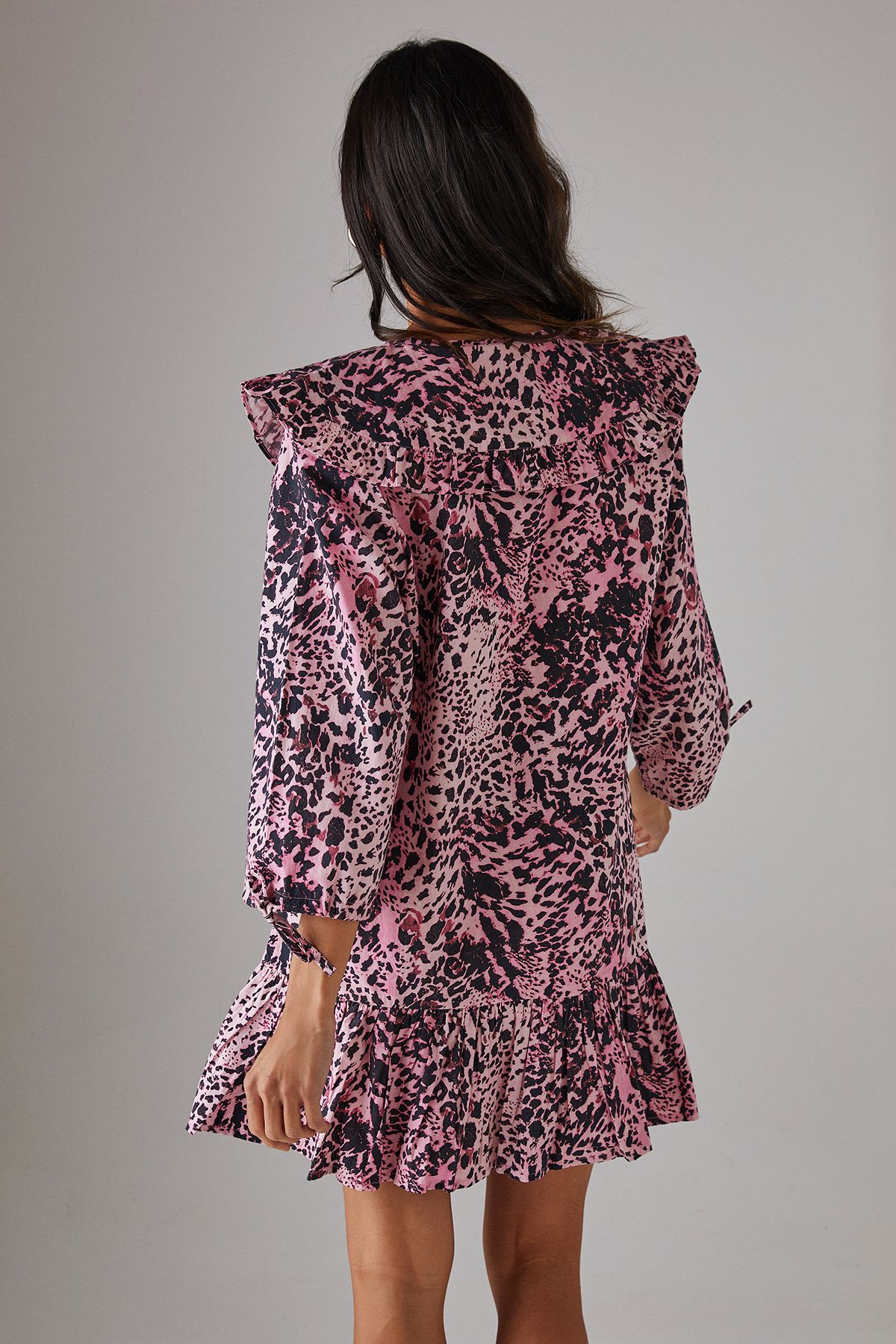 Warehouse Animal Poplin Oversized Collar Tie Detail Mini Smock Dress Pink image 3