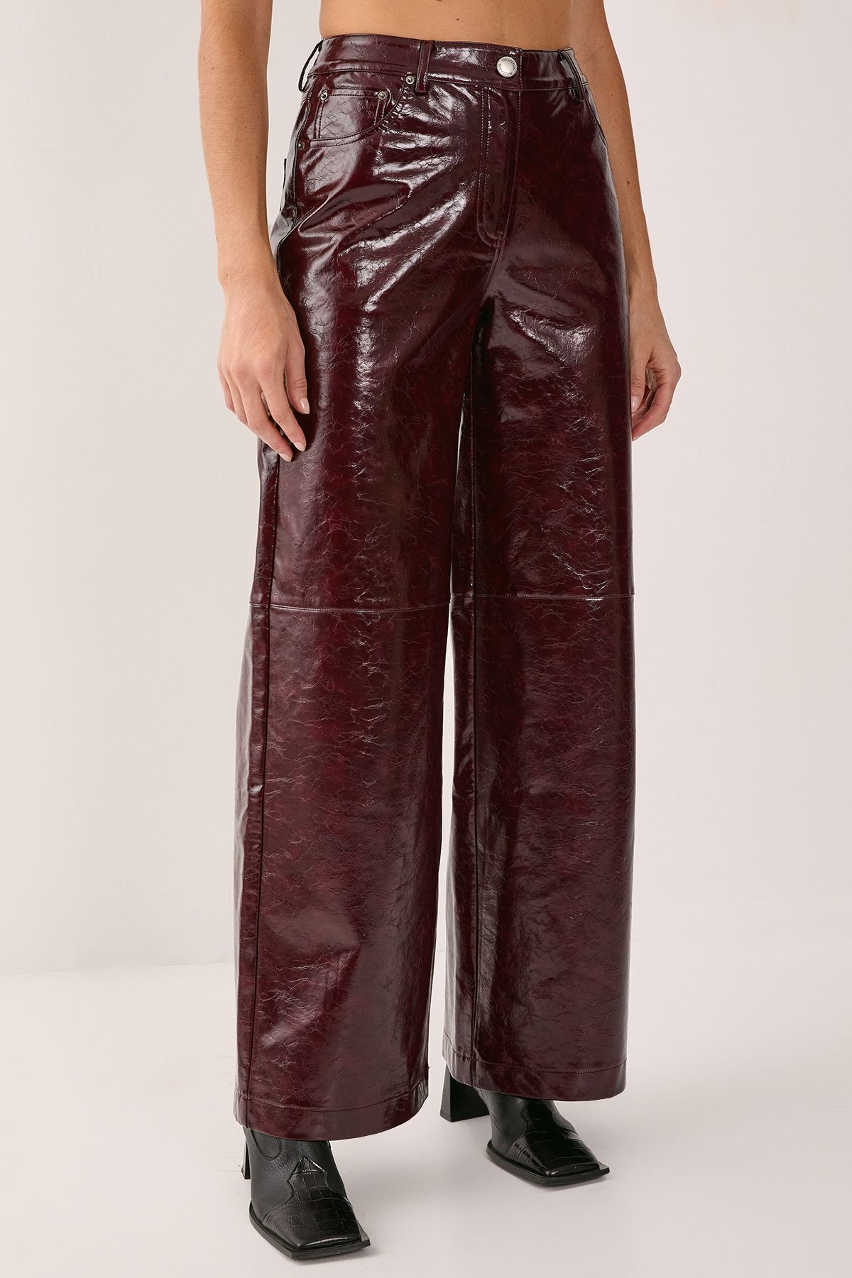 NastyGal Premium Vinyl High Shine Faux Leather Slouch Pant Burgundy image 2