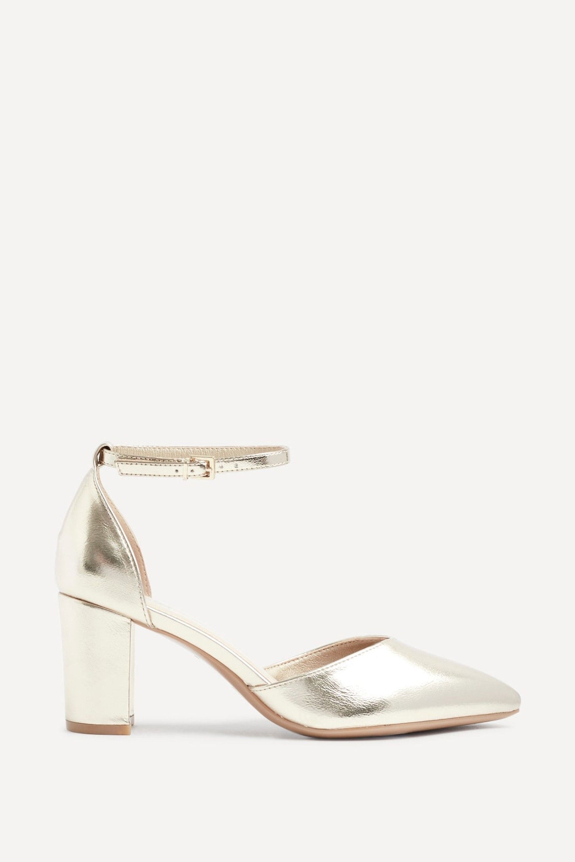 Linzi Davinas Wide Fit Gold Faux Leather Court Heel